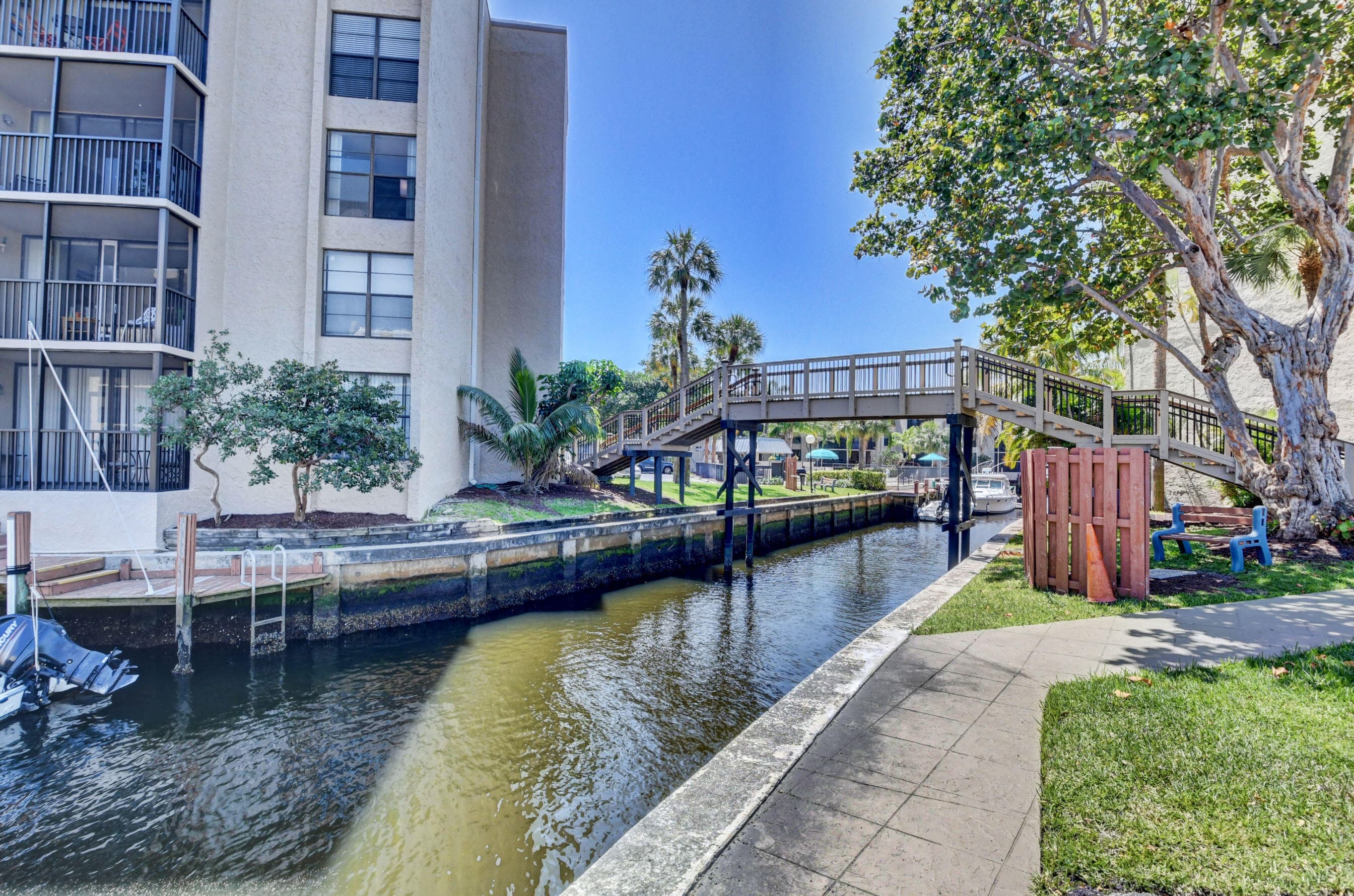 20 Royal Palm Way 503, Boca Raton, FL 33432 — photo 51 of 57
