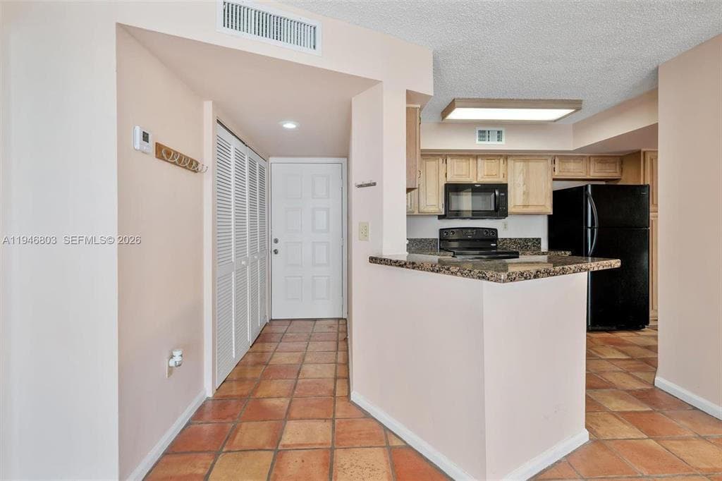 1280 S Alhambra Circle 2211, Coral Gables, FL 33146 — photo 6 of 18