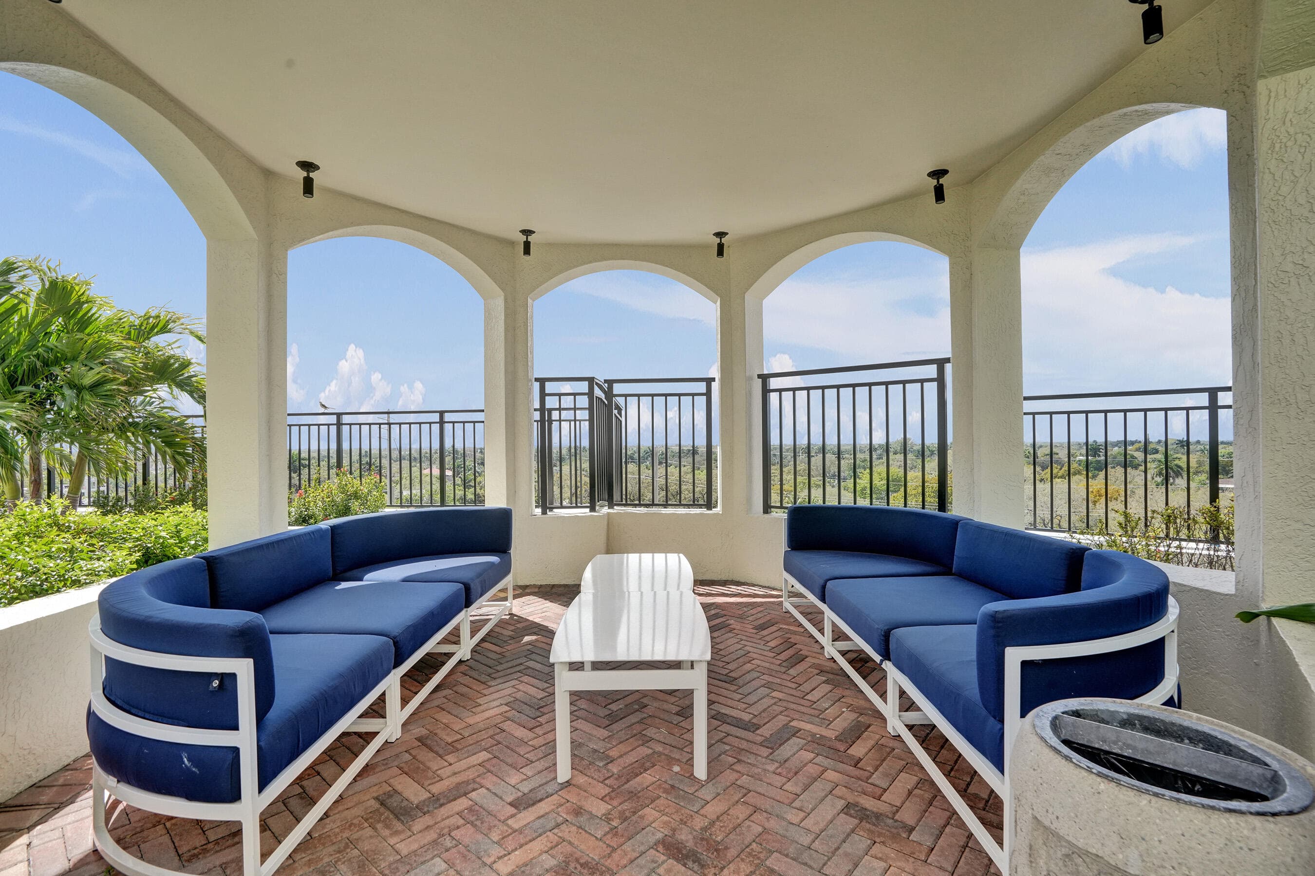 600 W Las Olas Boulevard 1803s, Fort Lauderdale, FL 33312 — photo 55 of 61