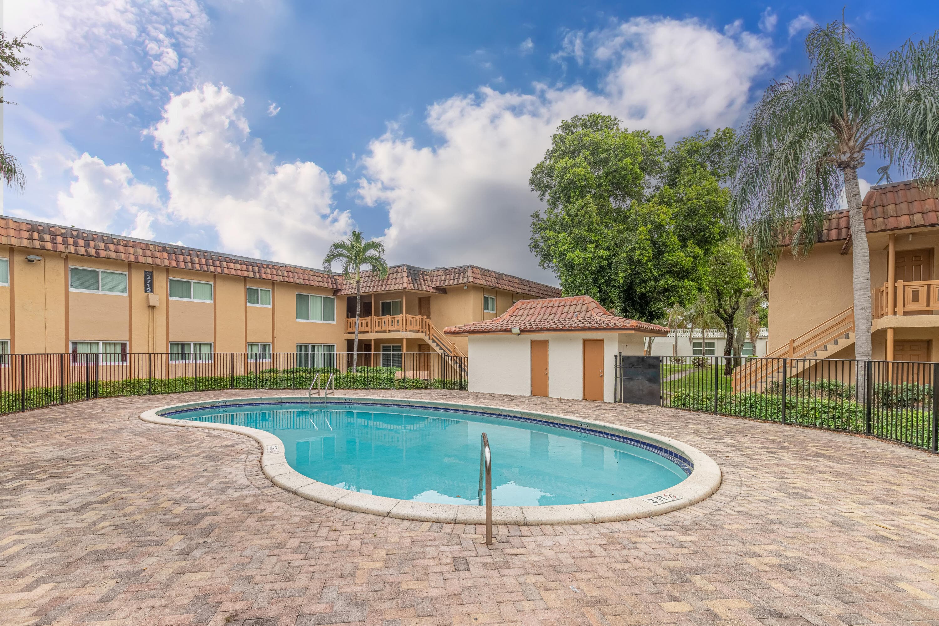2800 NW 39th Way 204, Lauderdale Lakes, FL 33311 — photo 16 of 21