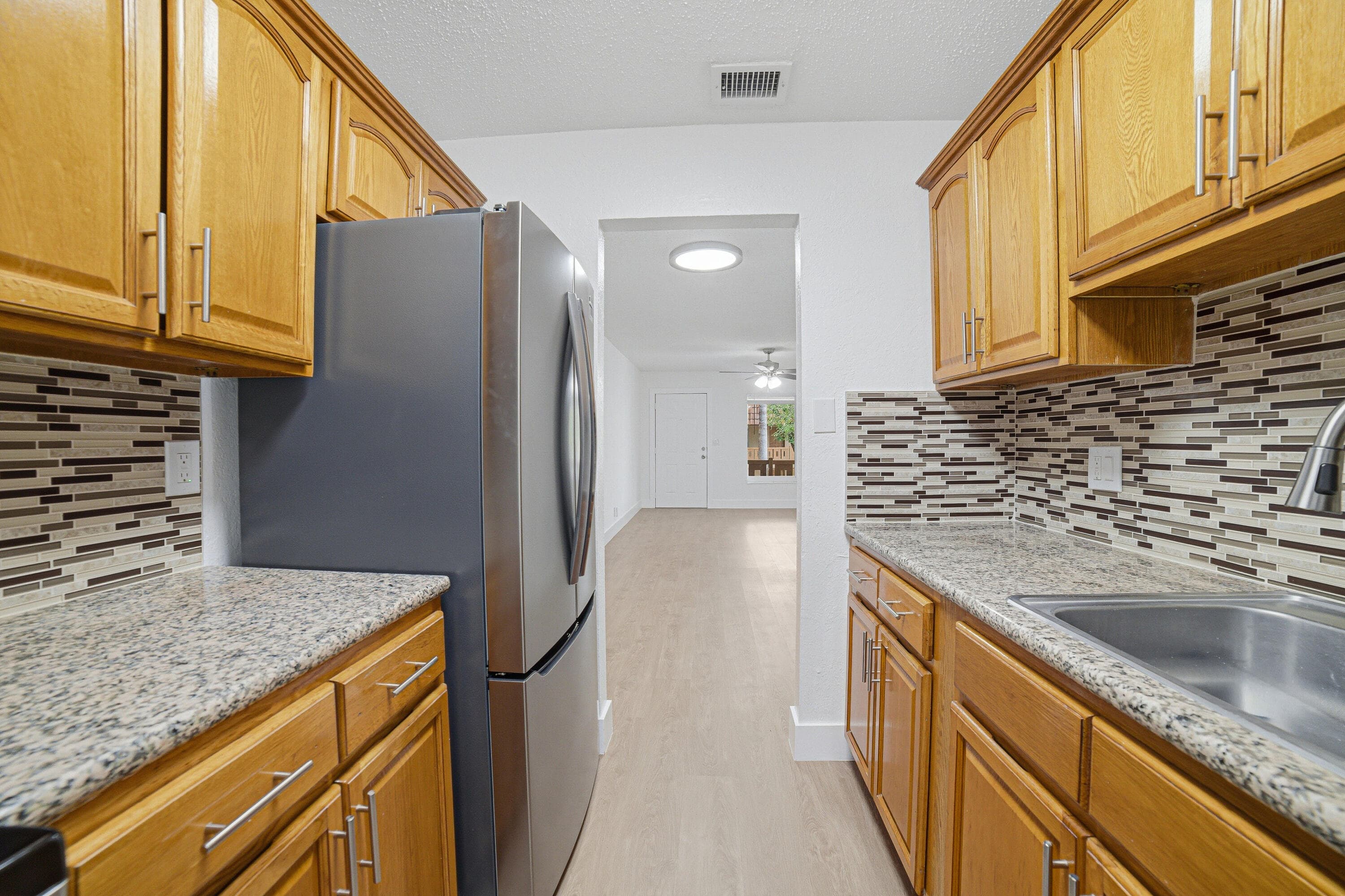 2800 NW 39th Way 204, Lauderdale Lakes, FL 33311 — photo 5 of 21