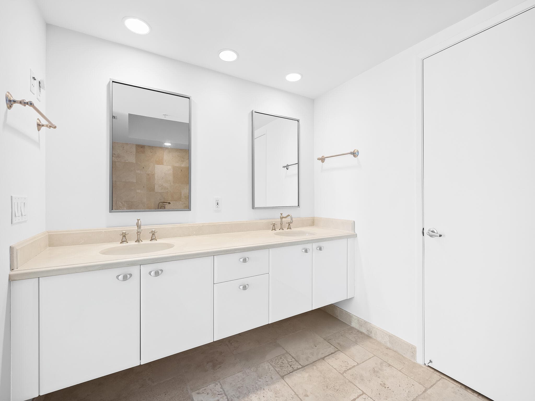 333 Las Olas Way 2103, Fort Lauderdale, FL 33301 — photo 20 of 24