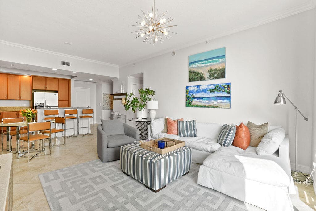 701 S Olive Avenue 1003, West Palm Beach, FL 33401 — photo 8 of 31