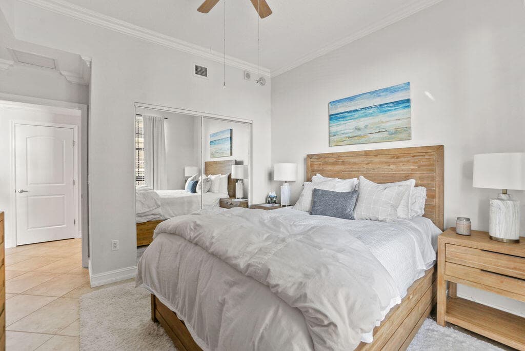 701 S Olive Avenue 1003, West Palm Beach, FL 33401 — photo 13 of 31