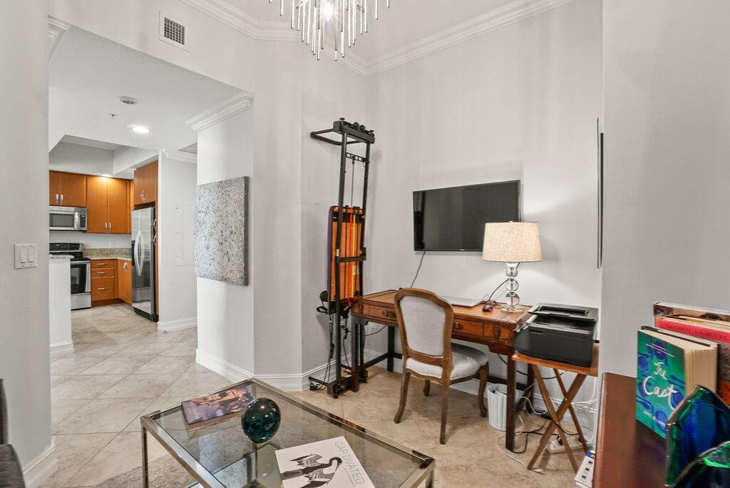 701 S Olive Avenue 1003, West Palm Beach, FL 33401 — photo 18 of 31