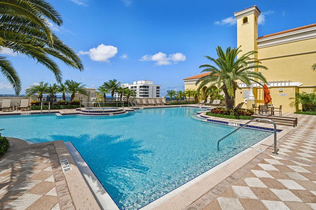 701 S Olive Avenue 1003, West Palm Beach, FL 33401 — photo 22 of 31
