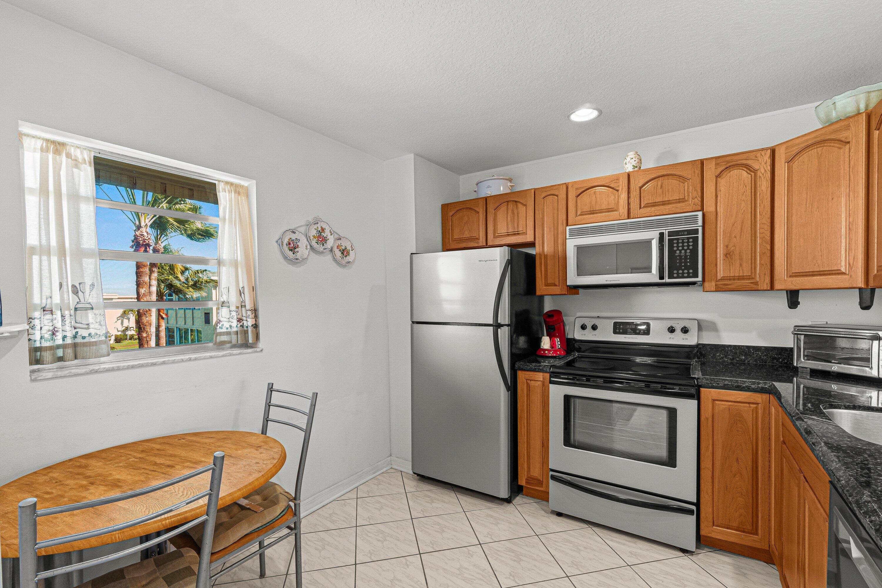 2515 NE 1st Court 4100, Boynton Beach, FL 33435 — photo 5 of 33