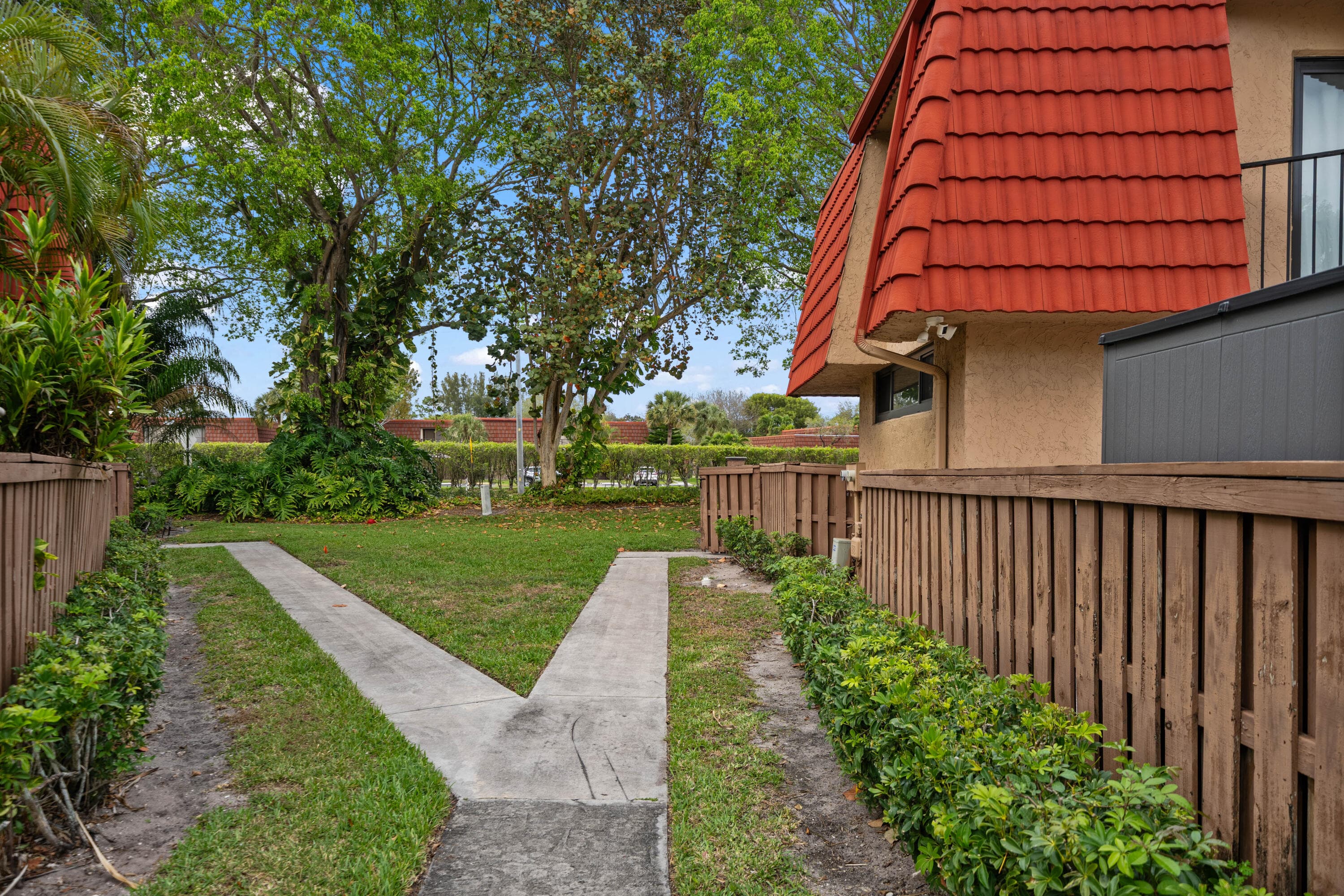 8237 Severn Drive A, Boca Raton, FL 33433 — photo 2 of 20