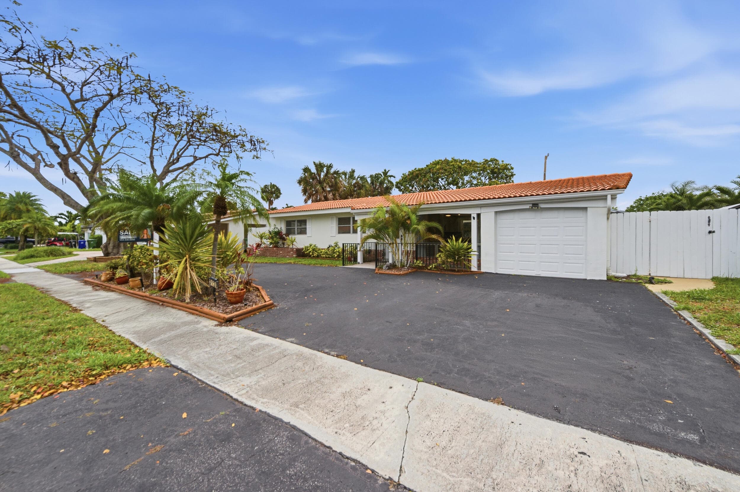 2120 NE 62nd Court, Fort Lauderdale, FL 33308 — photo 4 of 38
