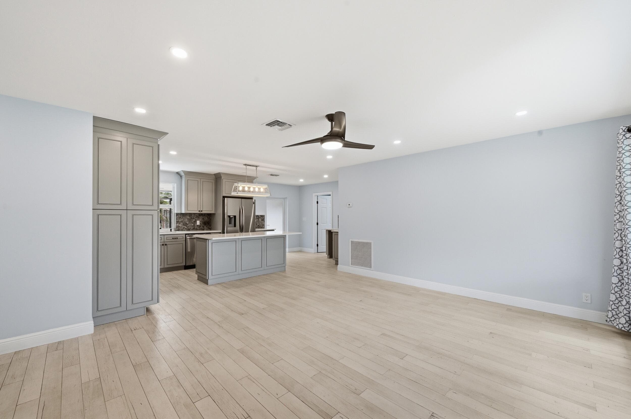 2120 NE 62nd Court, Fort Lauderdale, FL 33308 — photo 8 of 38