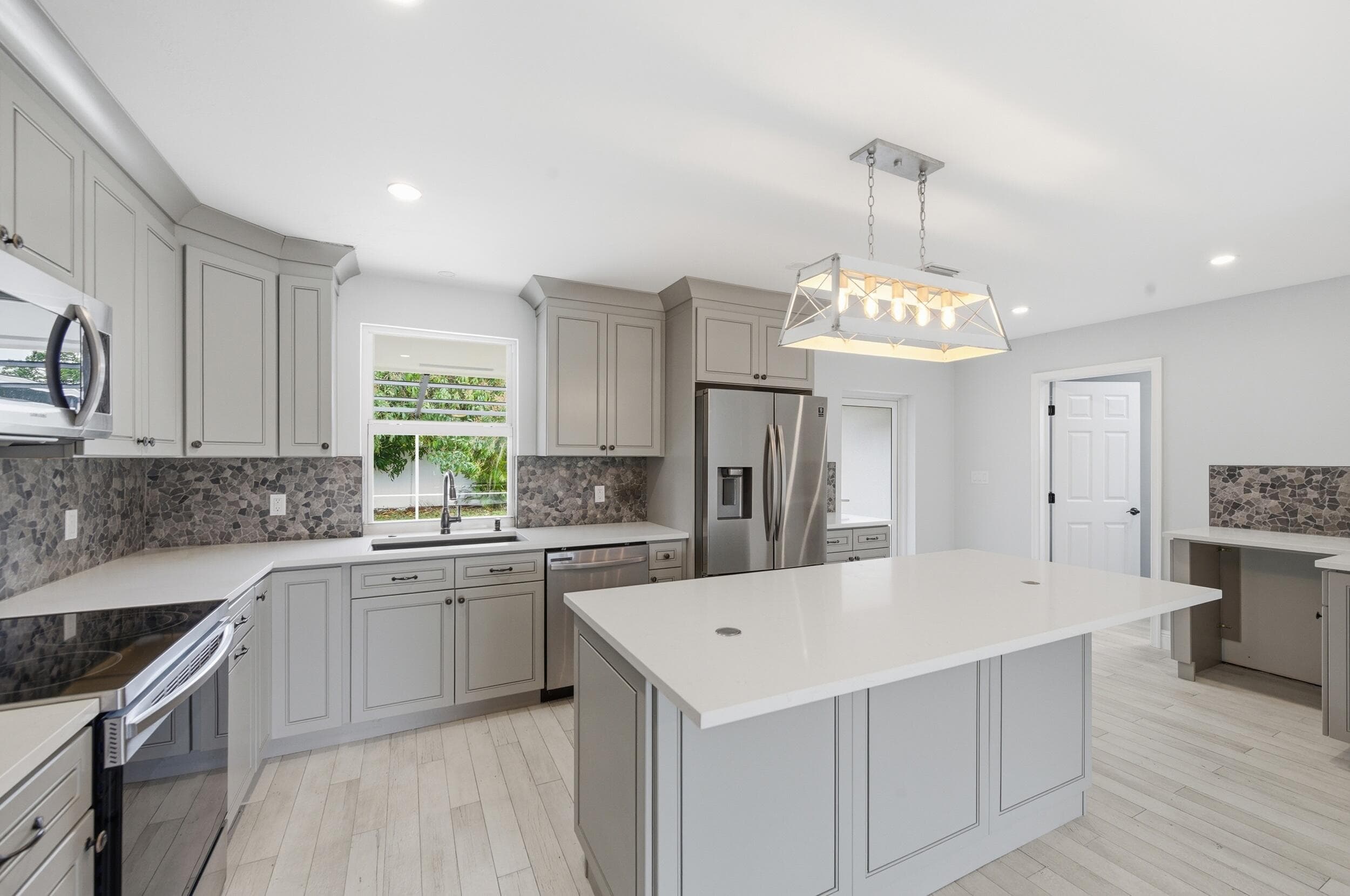 2120 NE 62nd Court, Fort Lauderdale, FL 33308 — photo 13 of 38