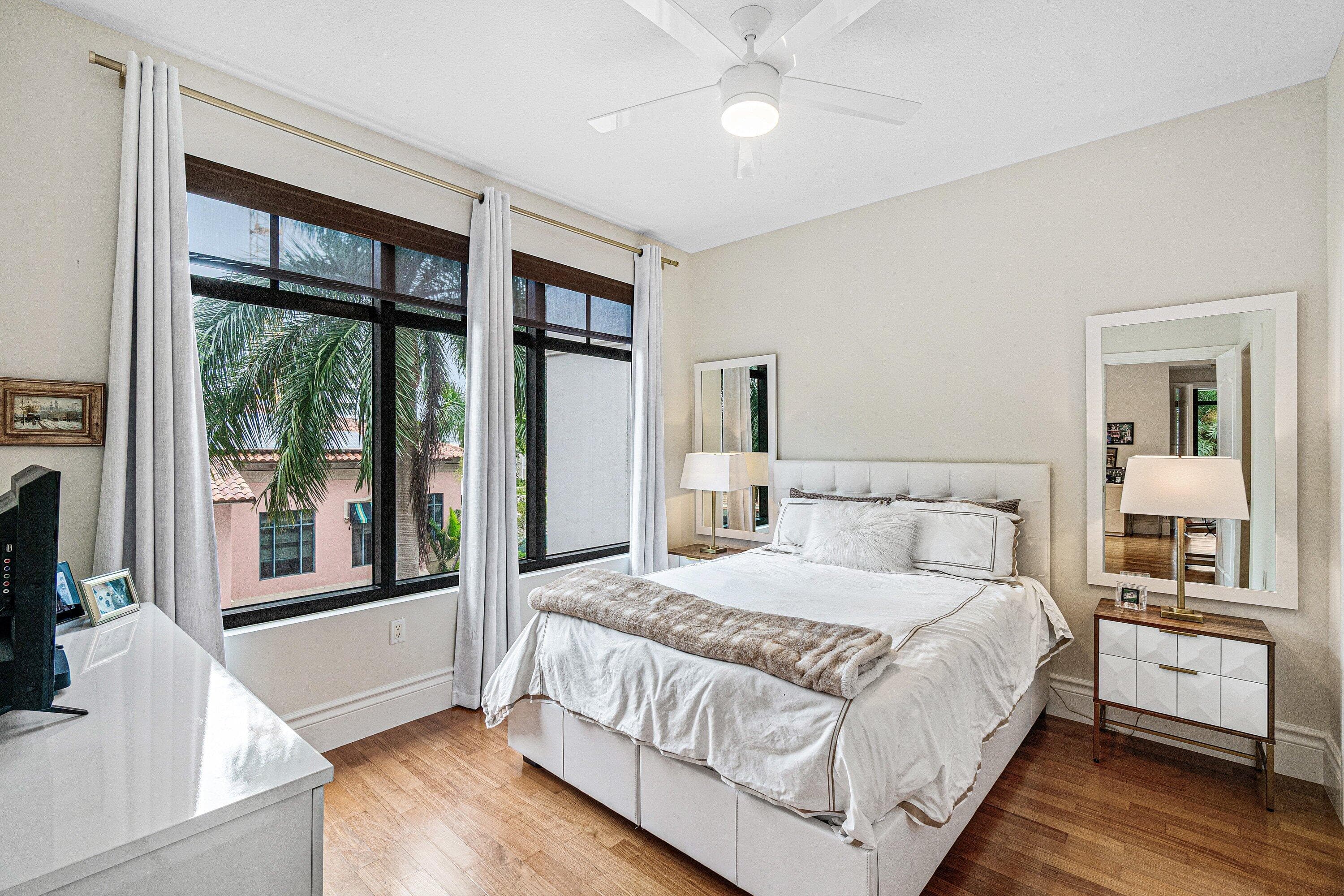 200 E Palmetto Park Road 22, Boca Raton, FL 33432 — photo 29 of 44