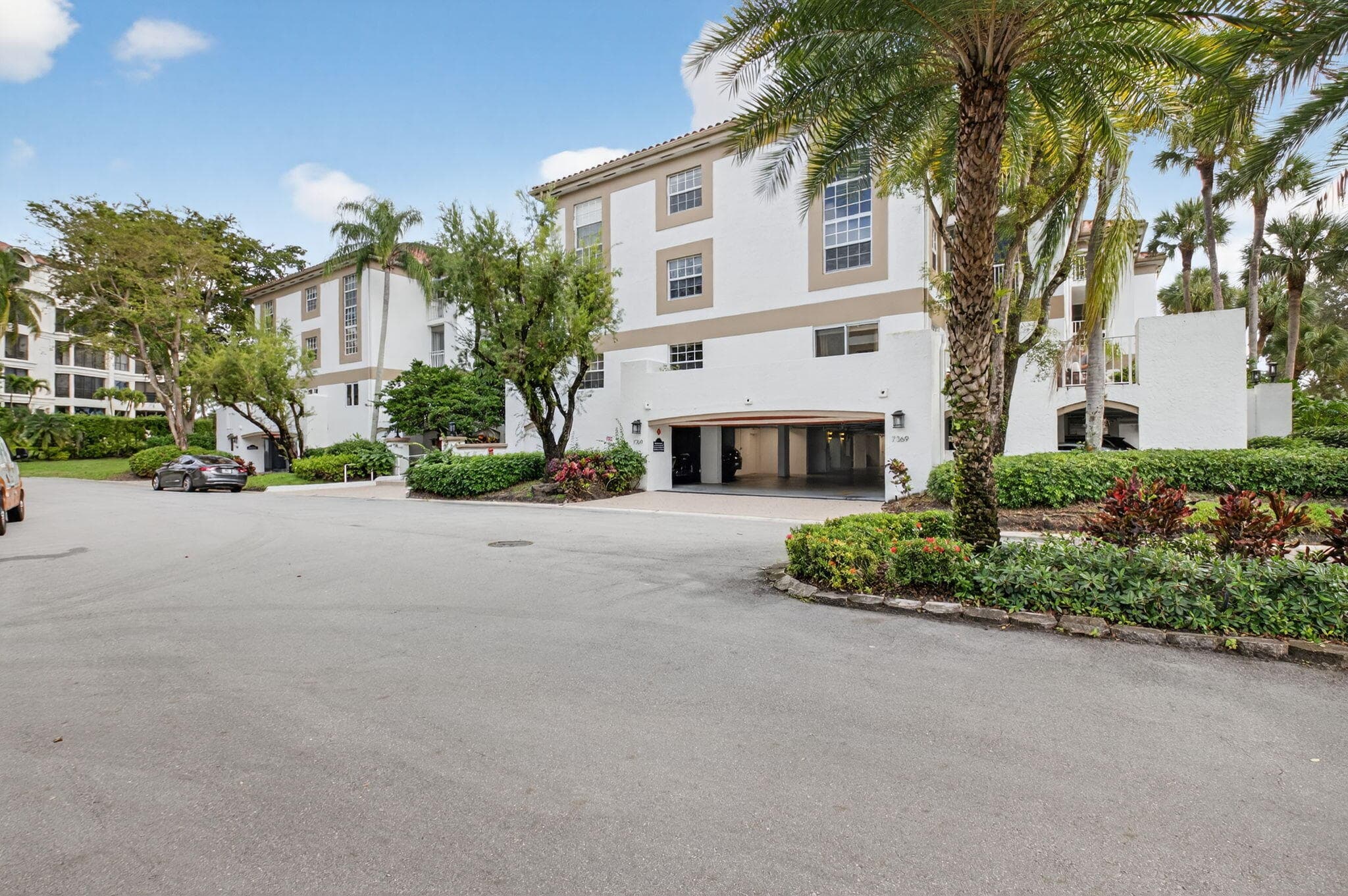 7369 Orangewood Lane 307, Boca Raton, FL 33433 — photo 2 of 37