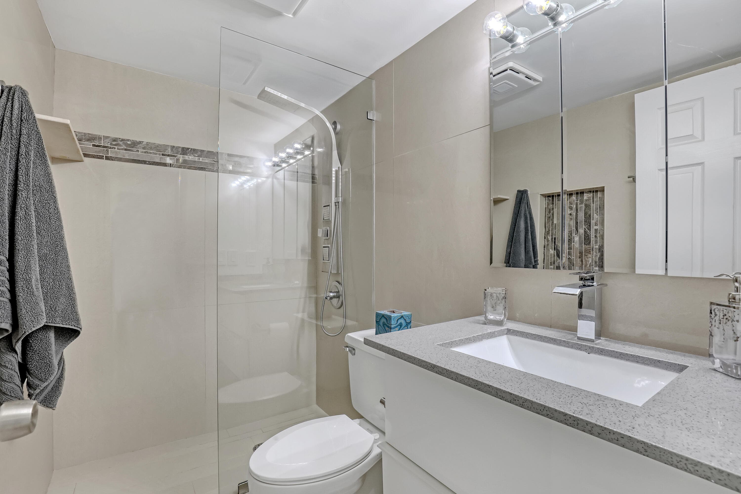 5600 N Flagler Drive 1510, West Palm Beach, FL 33407 — photo 16 of 20