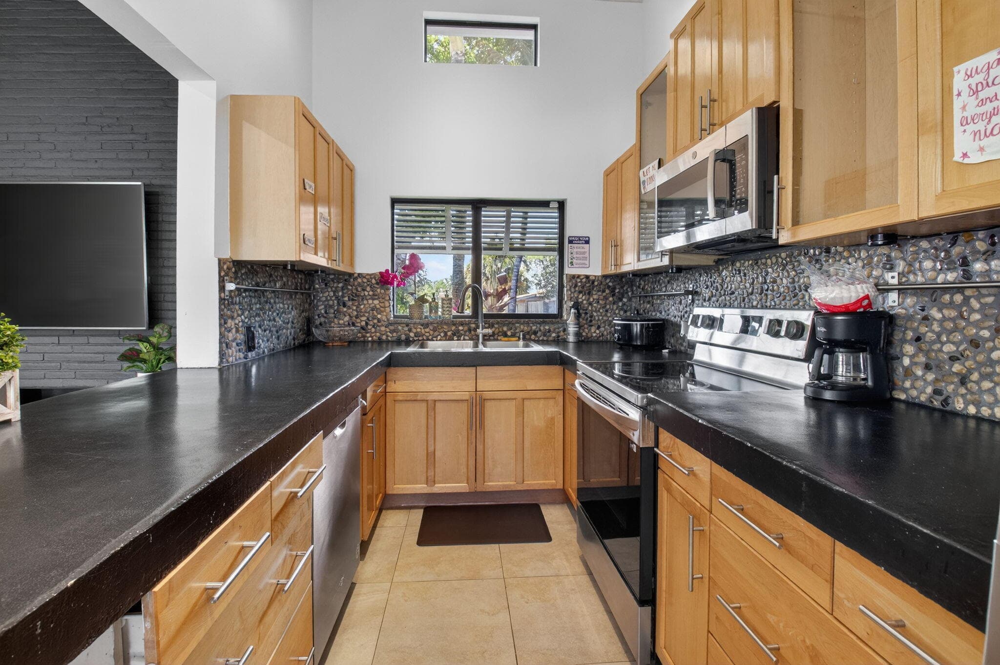 245 Seacrest Lane, Delray Beach, FL 33444 — photo 16 of 68