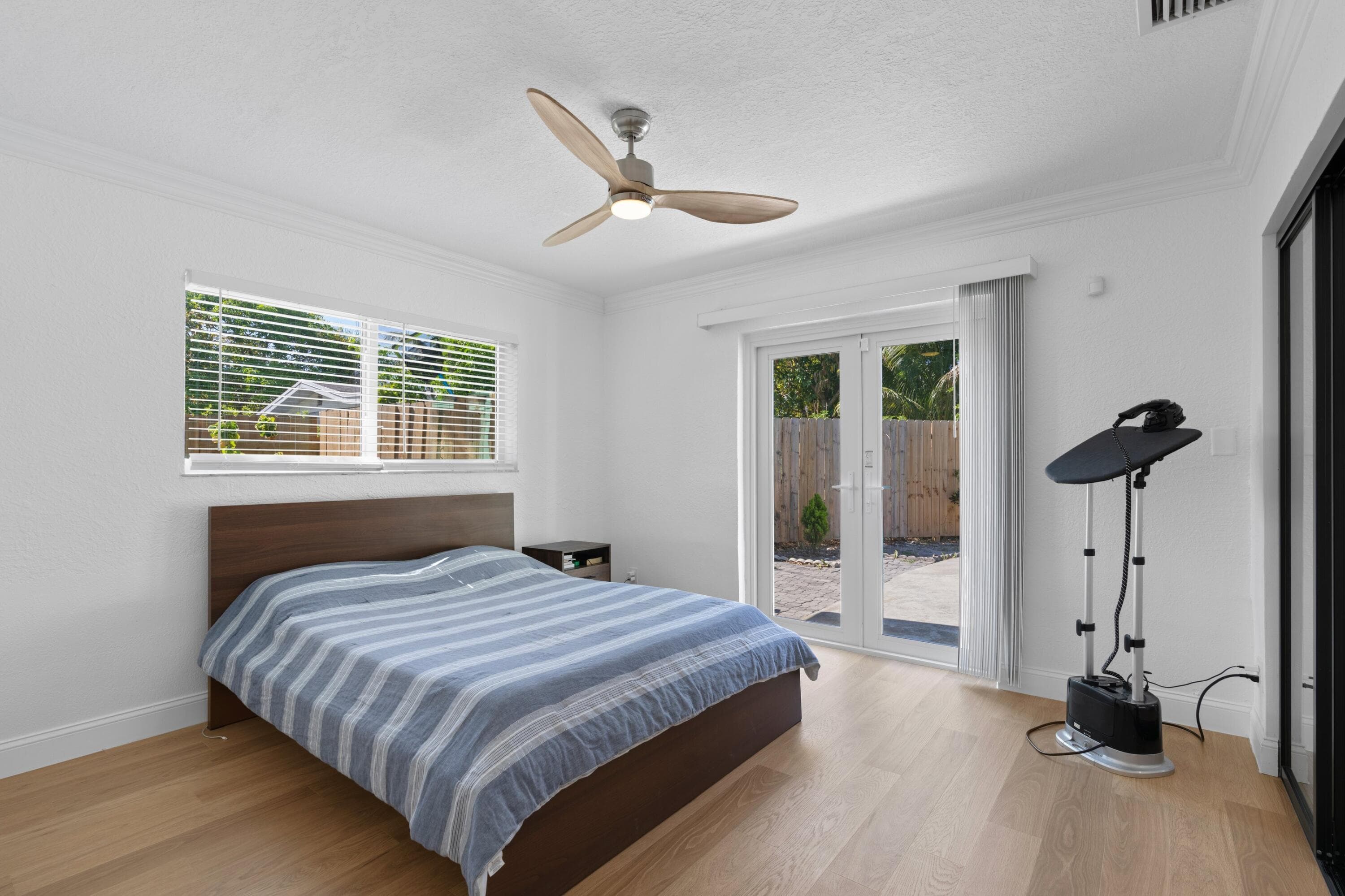 1517 NW 12th Avenue, Fort Lauderdale, FL 33311 — photo 13 of 40