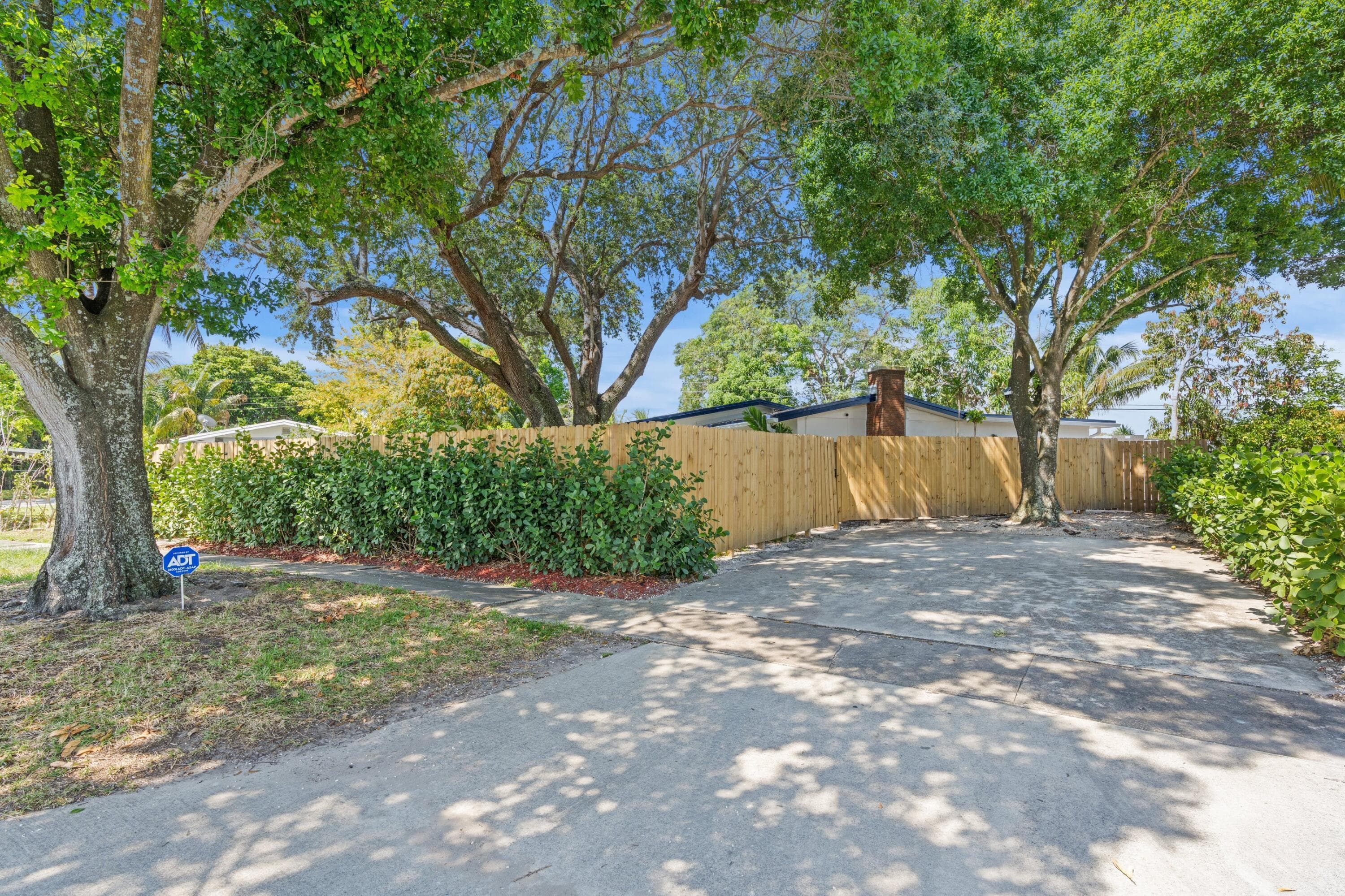 1517 NW 12th Avenue, Fort Lauderdale, FL 33311 — photo 26 of 40