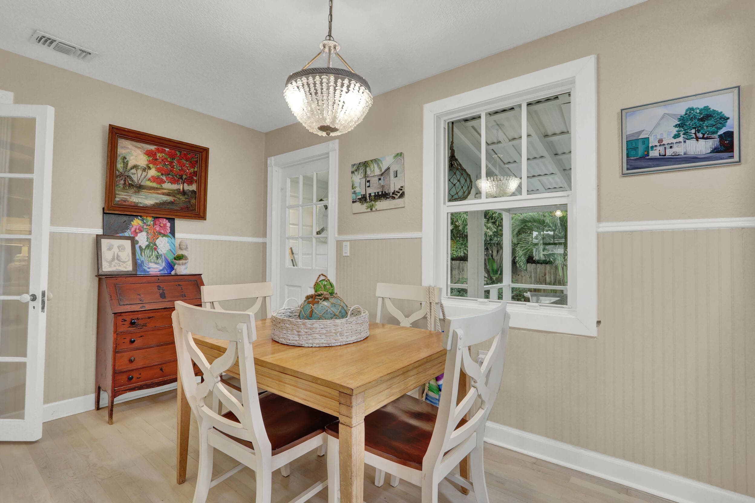 176 E 24th Street, Riviera Beach, FL 33404 — photo 10 of 32