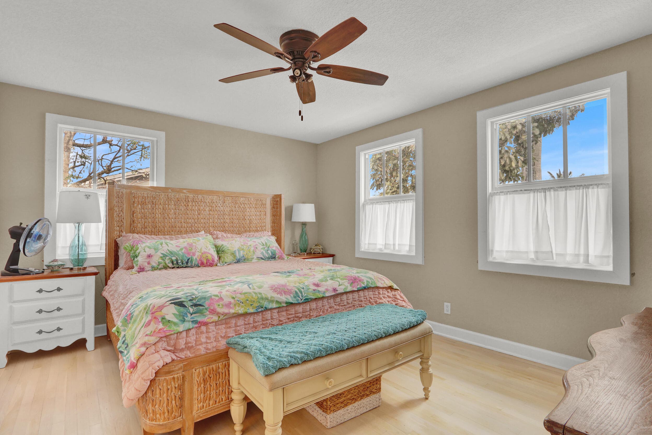 176 E 24th Street, Riviera Beach, FL 33404 — photo 14 of 32