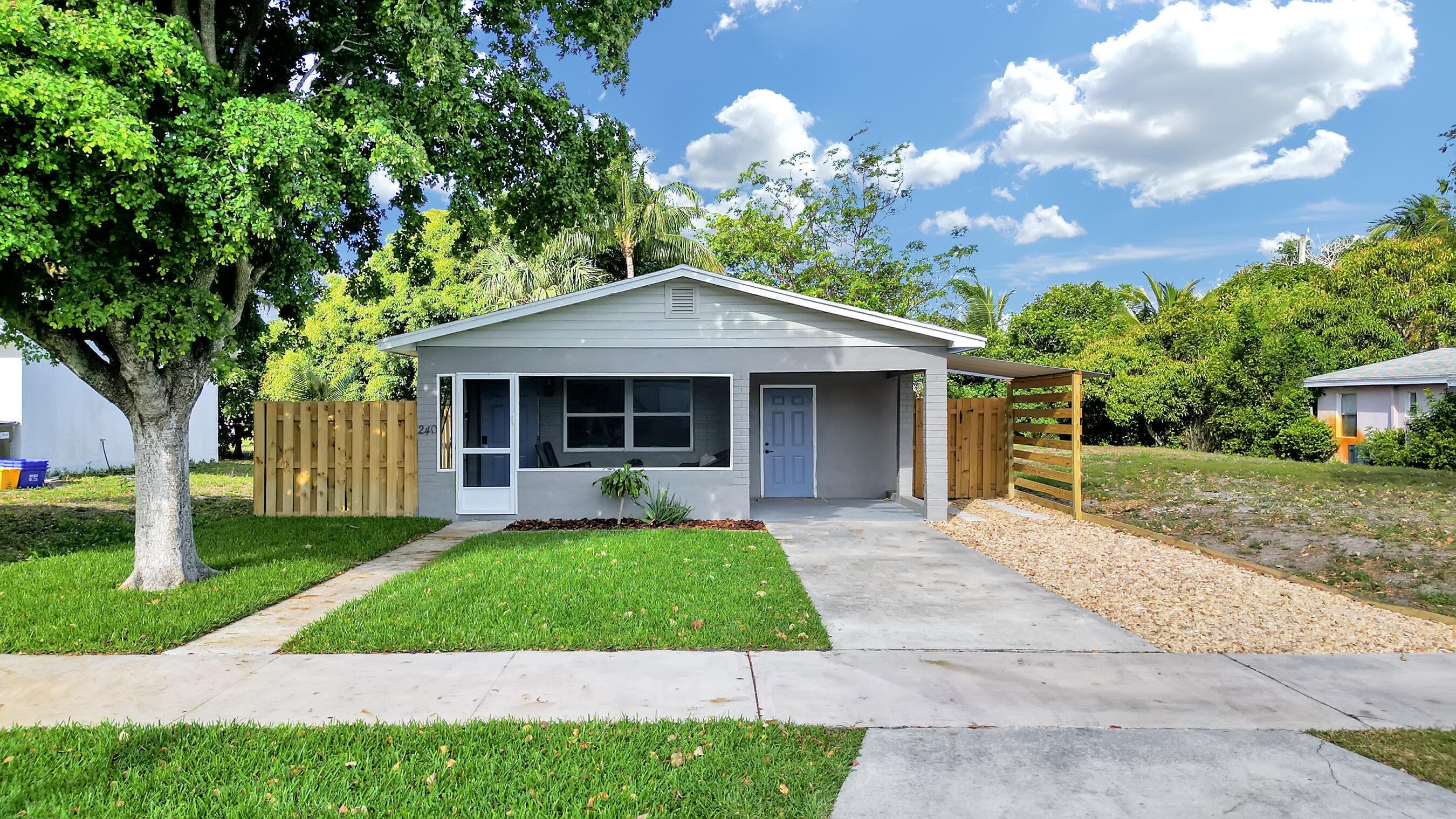 240 NW 9th Avenue, Delray Beach, FL 33444 — photo 2 of 38