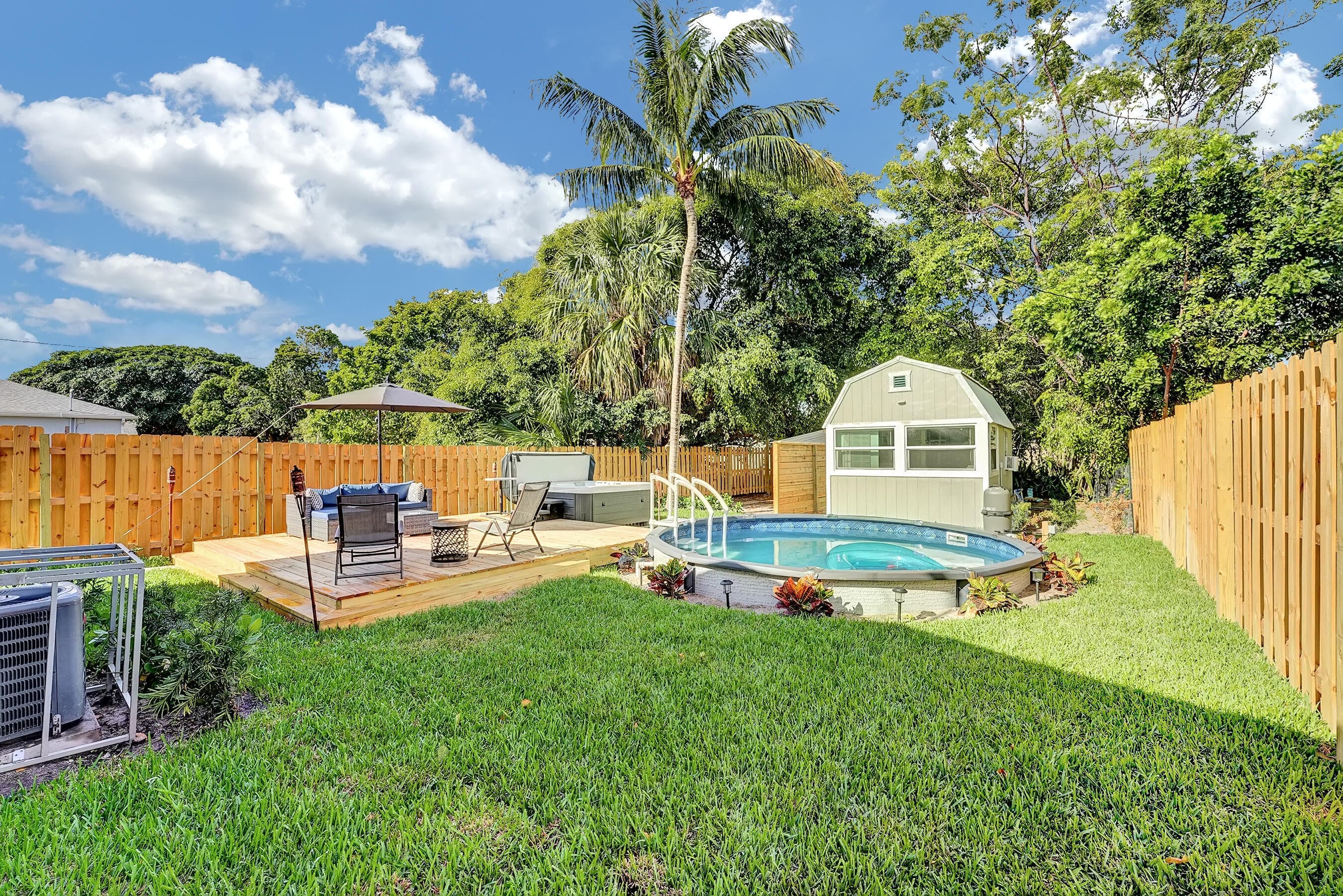 240 NW 9th Avenue, Delray Beach, FL 33444 — photo 3 of 38