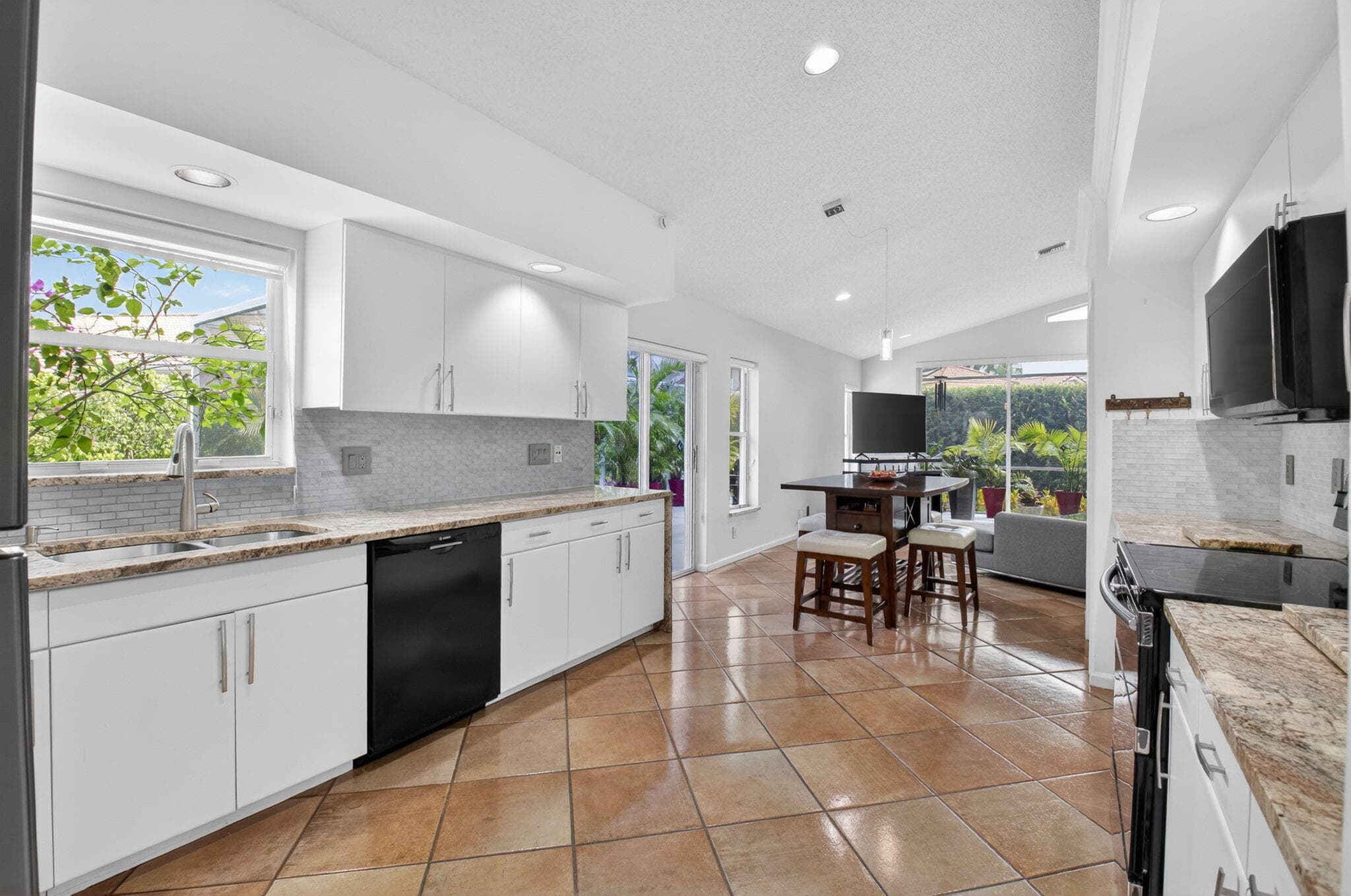 11590 Creekside Drive, Boynton Beach, FL 33437 — photo 9 of 25