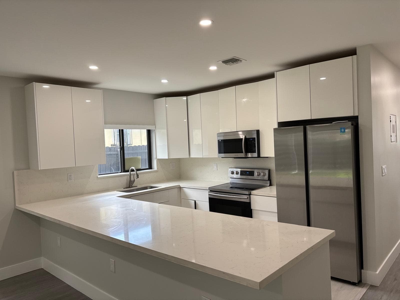 2210 W 5th Way, Hialeah, FL 33010 — photo 6 of 15