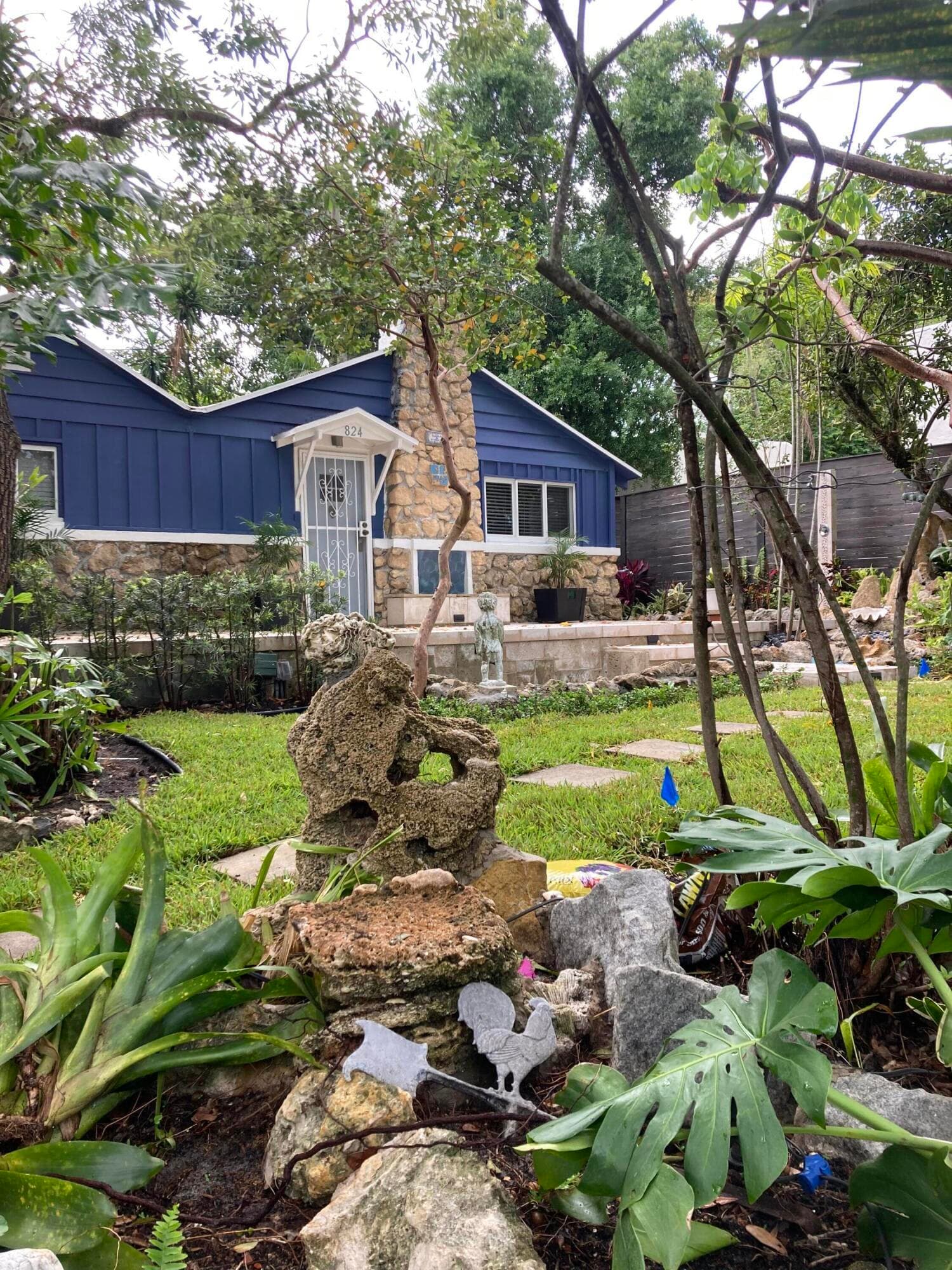 824 35th Street, West Palm Beach, FL 33407 — photo 9 of 37