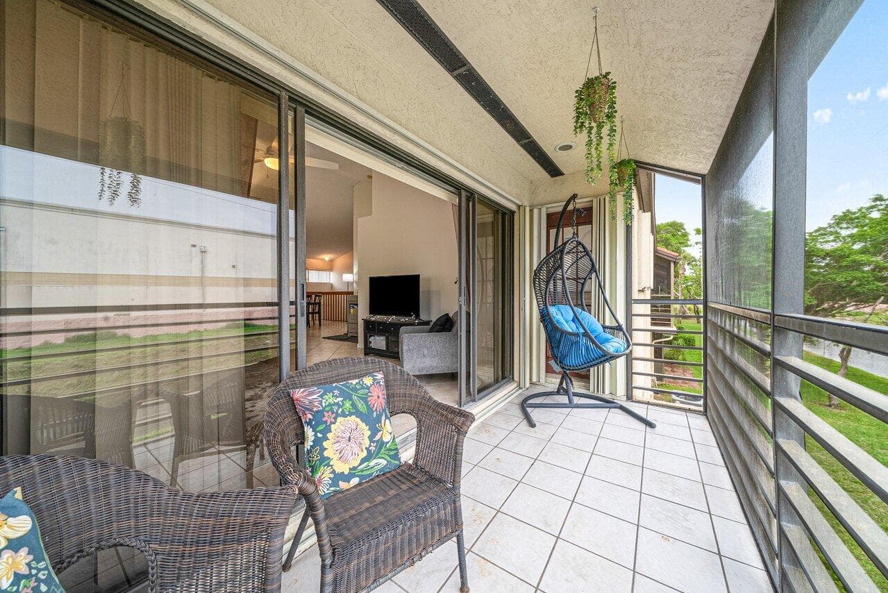 16 Via De Casas Sur 204, Boynton Beach, FL 33426 — photo 21 of 30