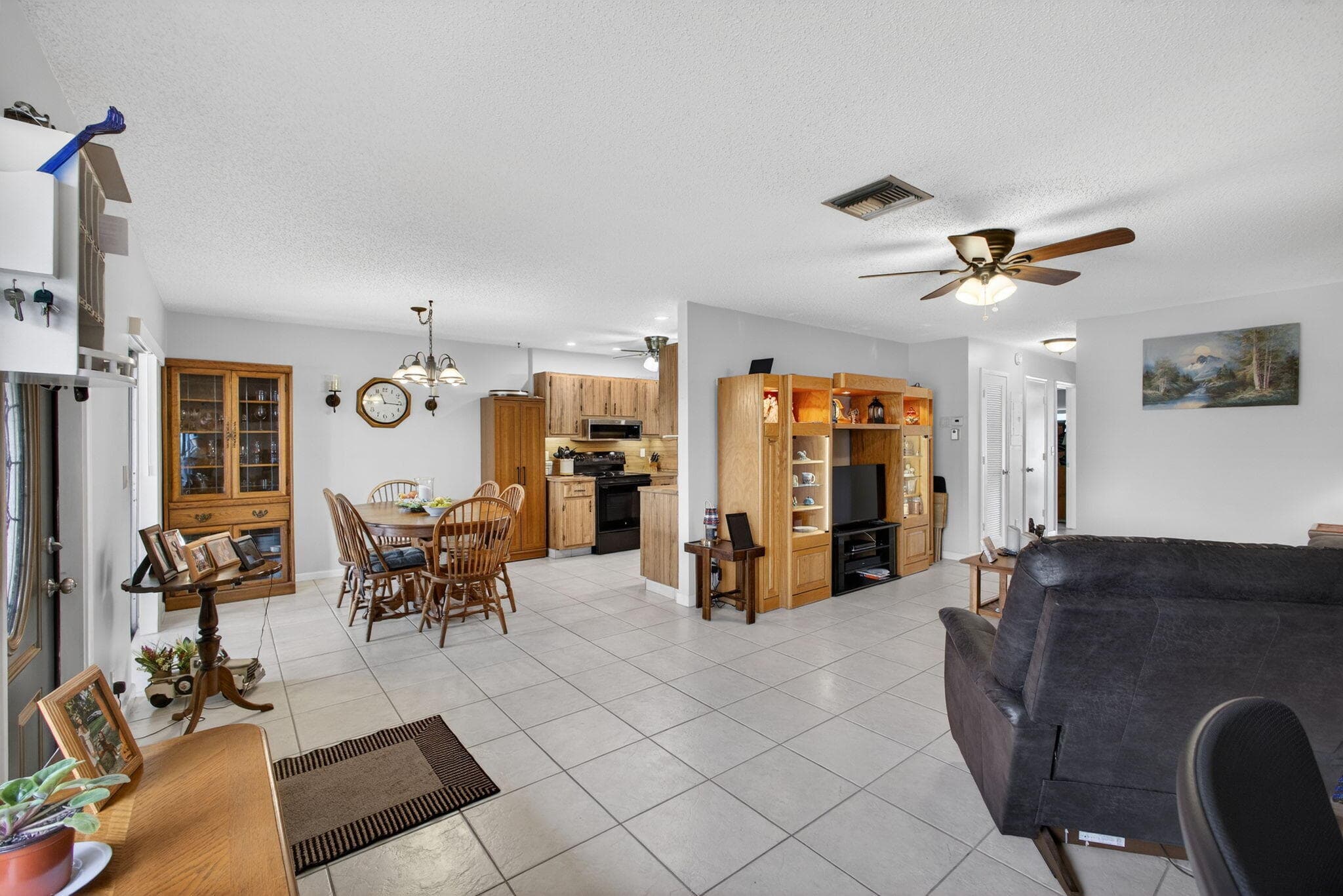 3451 Americo Drive, West Palm Beach, FL 33417 — photo 13 of 53
