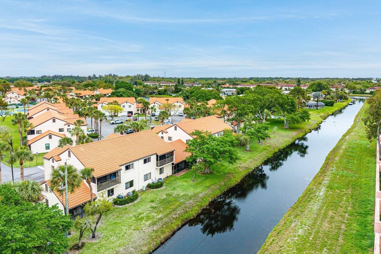 16 Via De Casas Sur 204, Boynton Beach, FL 33426 — photo 28 of 30