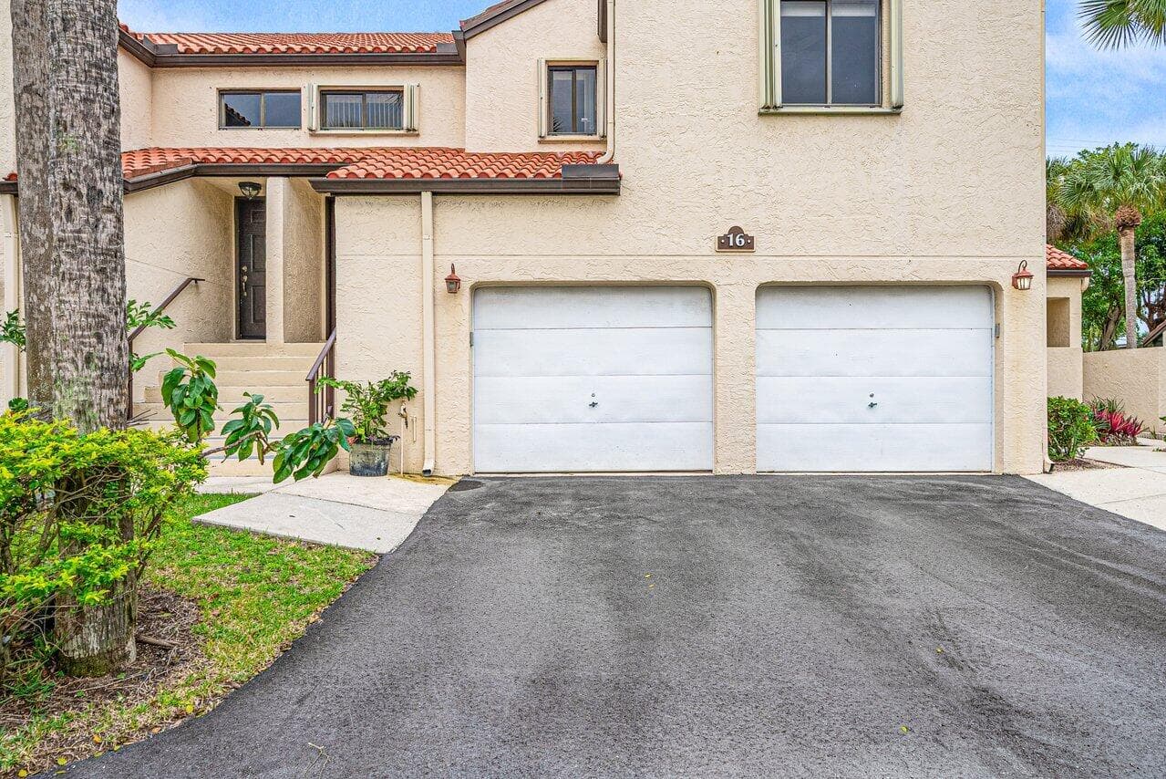 16 Via De Casas Sur 204, Boynton Beach, FL 33426 — photo 23 of 30