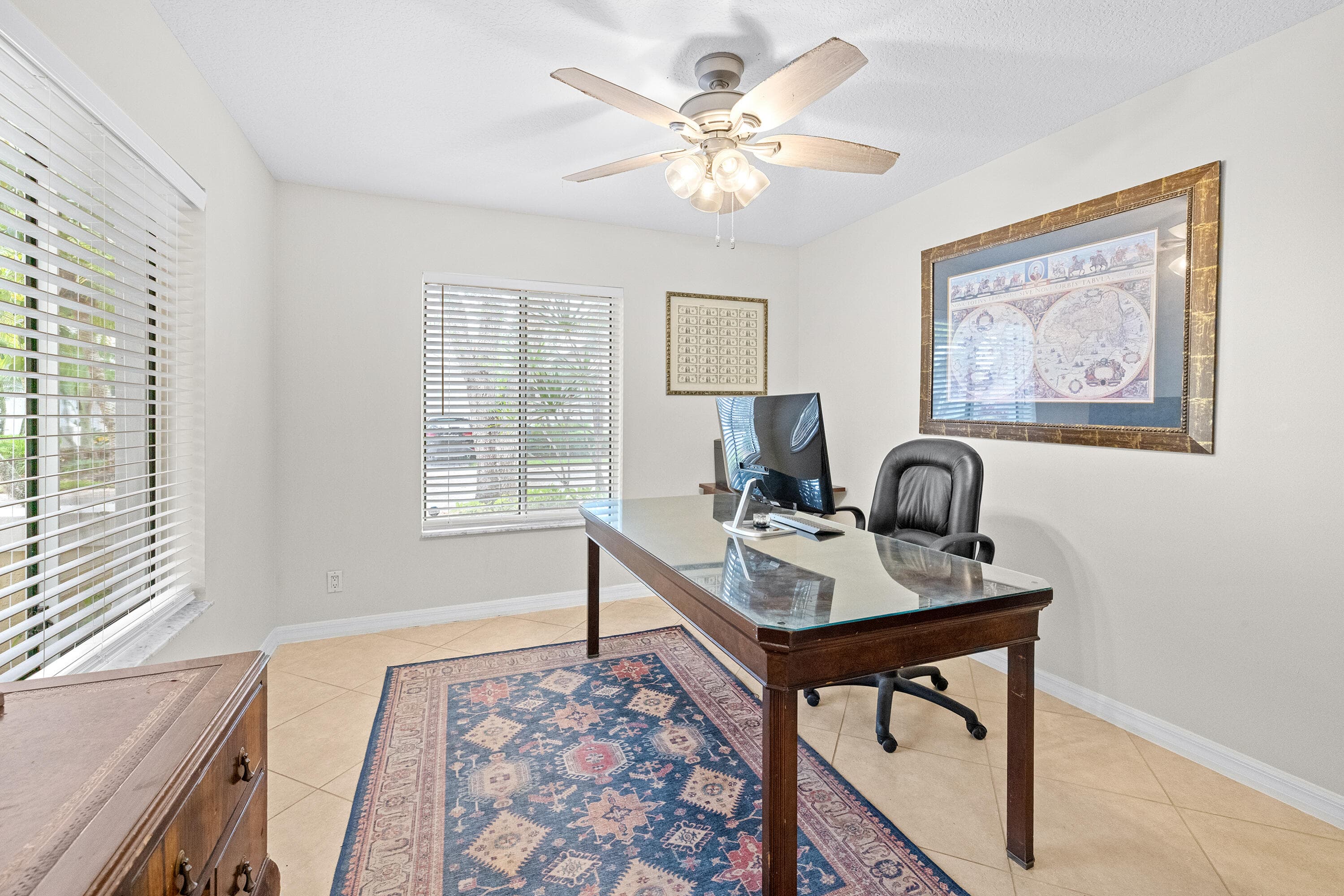 218 W Canterbury Dr W W, Palm Beach Gardens, FL 33418 — photo 12 of 47