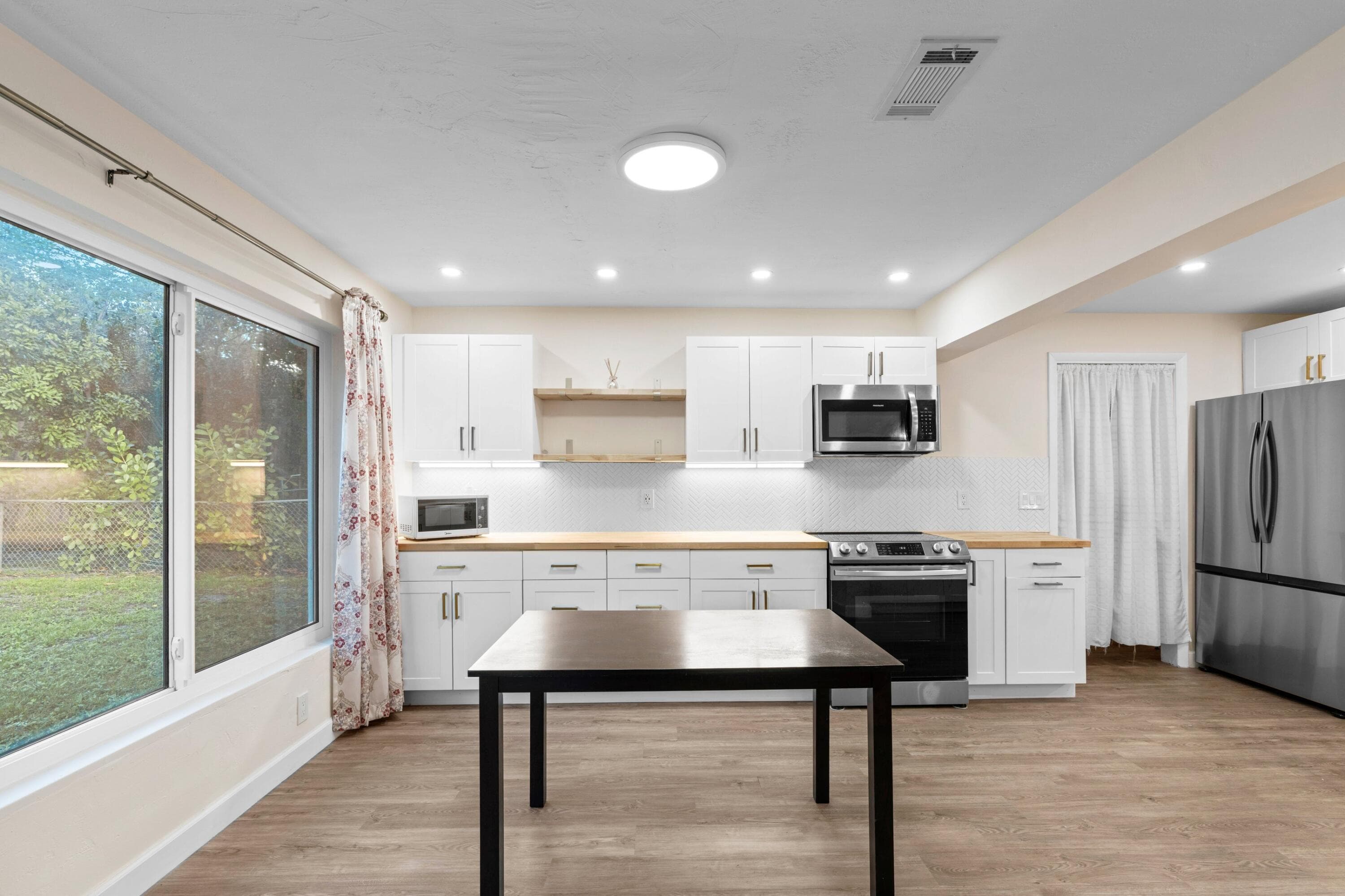 2861 SW 9th Street, Boynton Beach, FL 33435 — photo 10 of 32