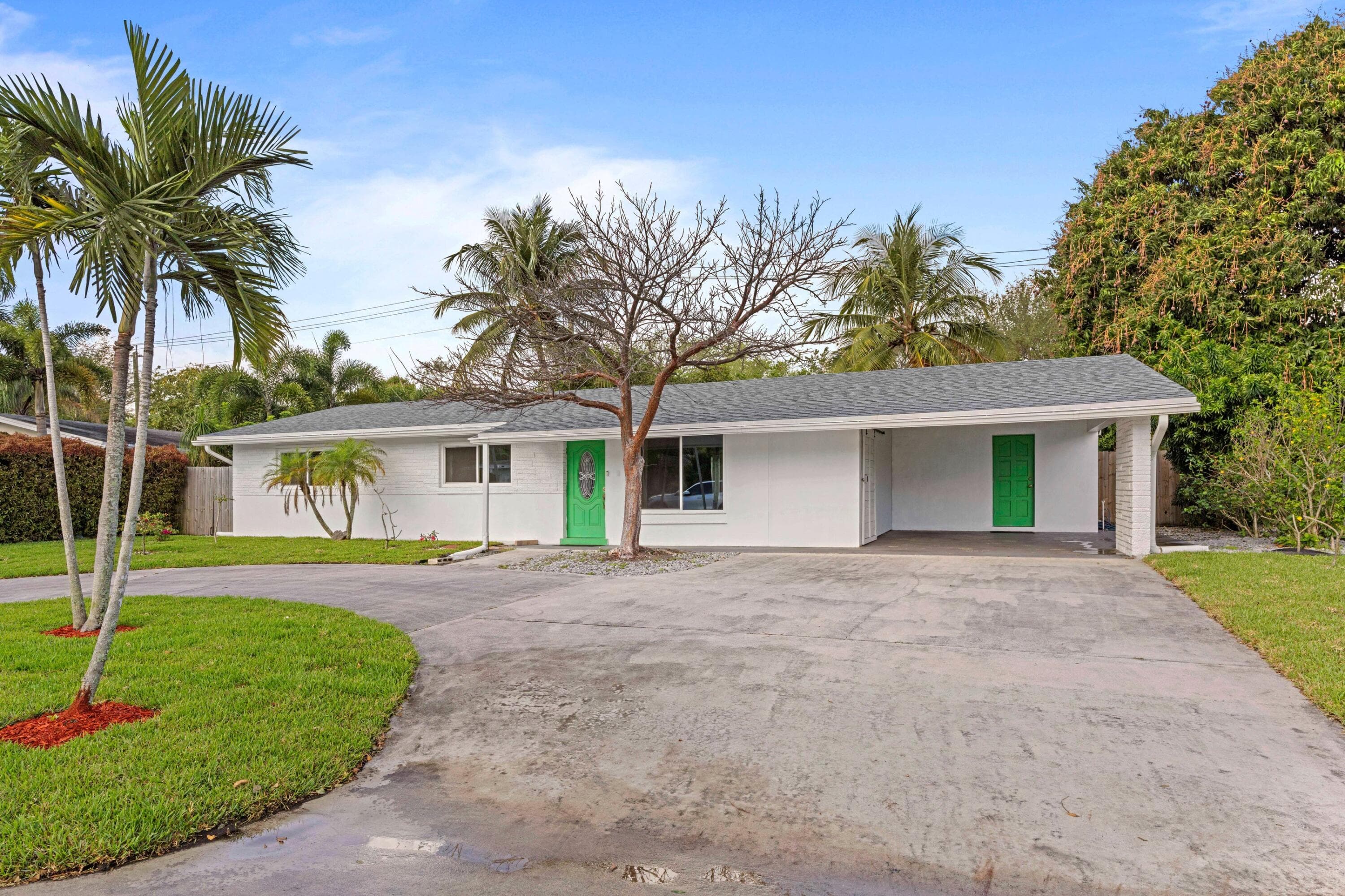 2861 SW 9th Street, Boynton Beach, FL 33435 — photo 3 of 32
