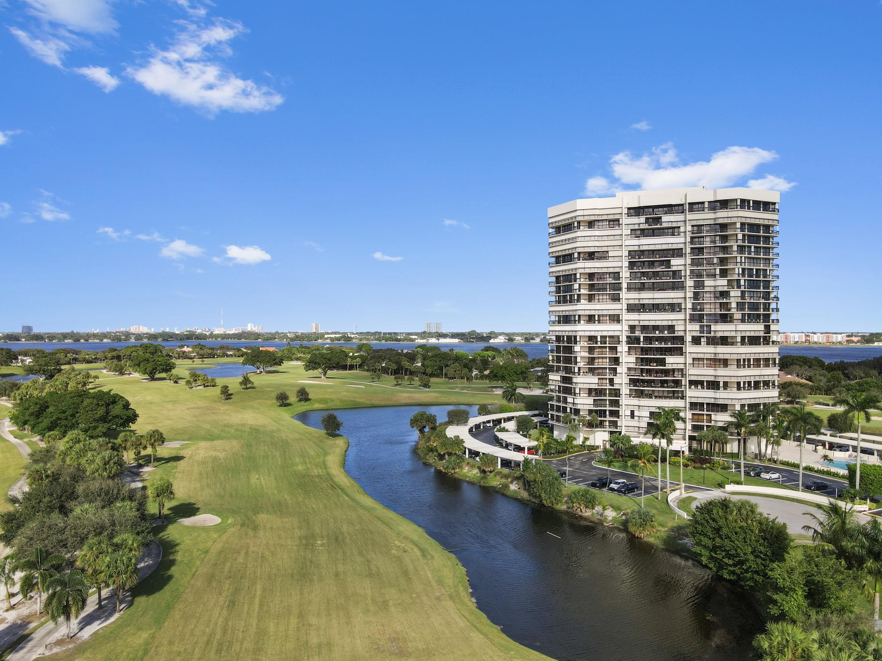 1900 Consulate Place 1205, West Palm Beach, FL 33401 — photo 35 of 69