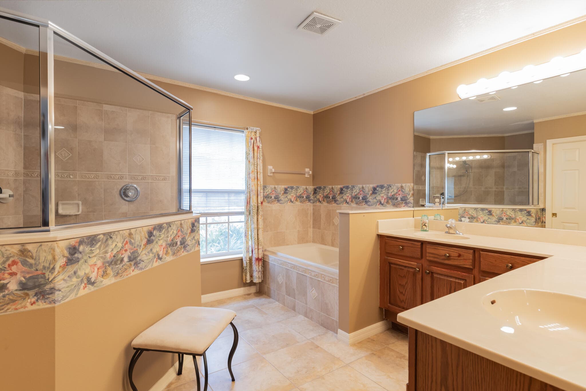 6162 NW Gatun Drive, Port St. Lucie, FL 34986 — photo 15 of 22