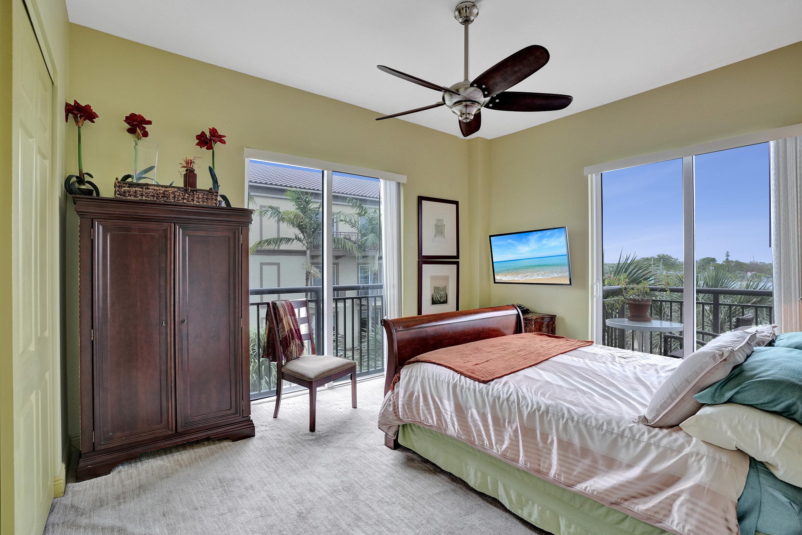 2617 NE 14th Avenue 304, Wilton Manors, FL 33334 — photo 27 of 56