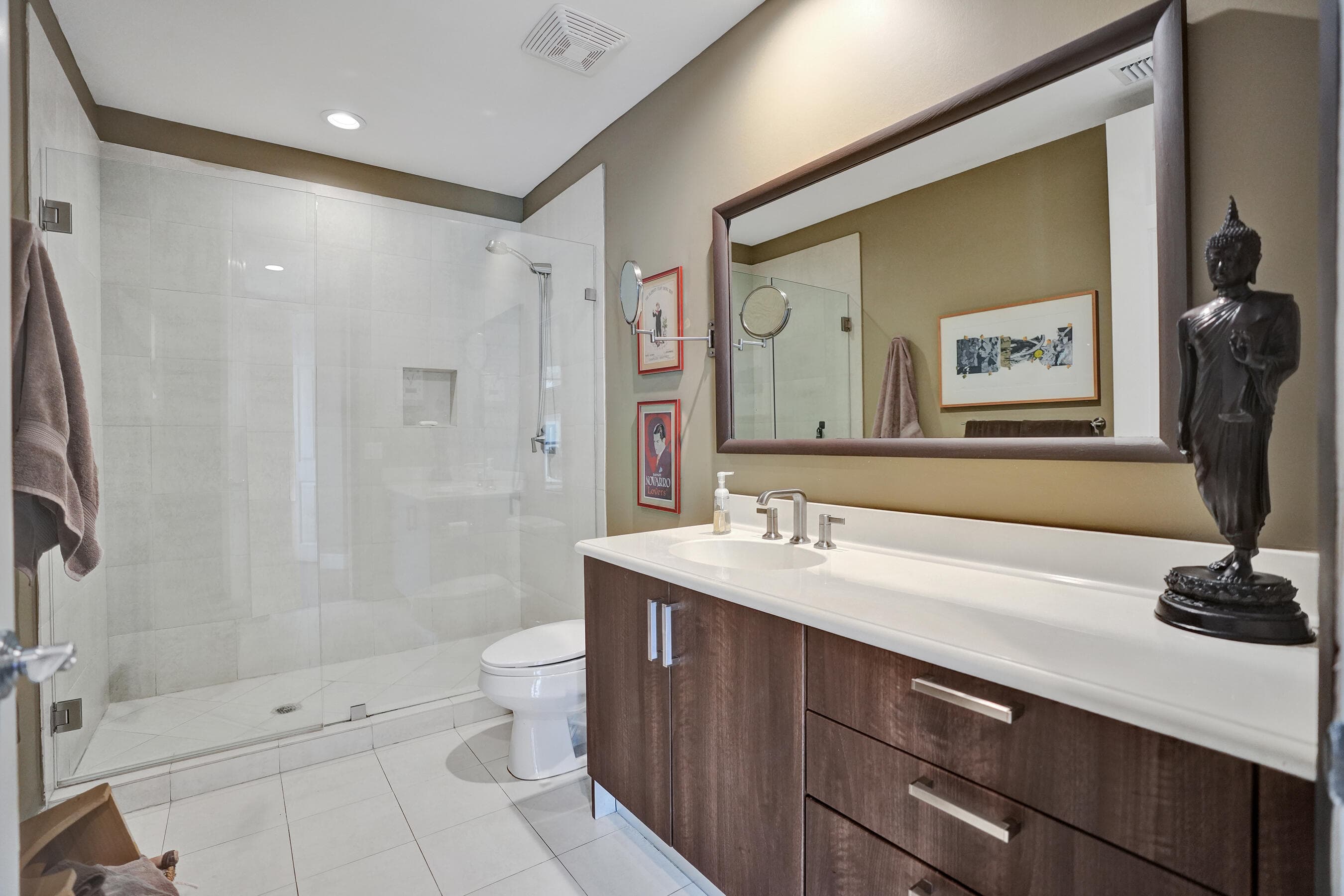 2617 NE 14th Avenue 304, Wilton Manors, FL 33334 — photo 29 of 56