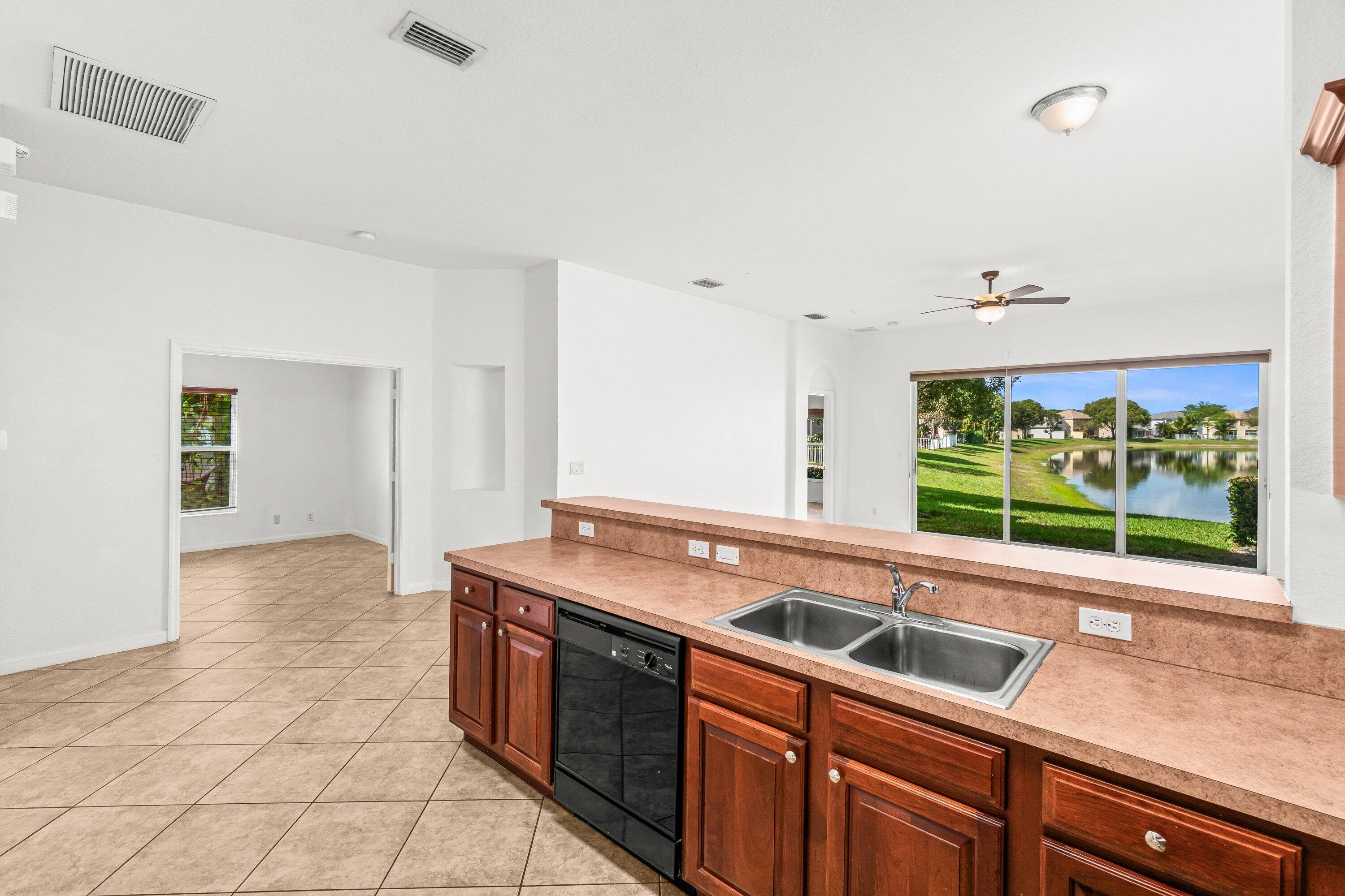 131 Lancaster Way, Royal Palm Beach, FL 33414 — photo 9 of 41