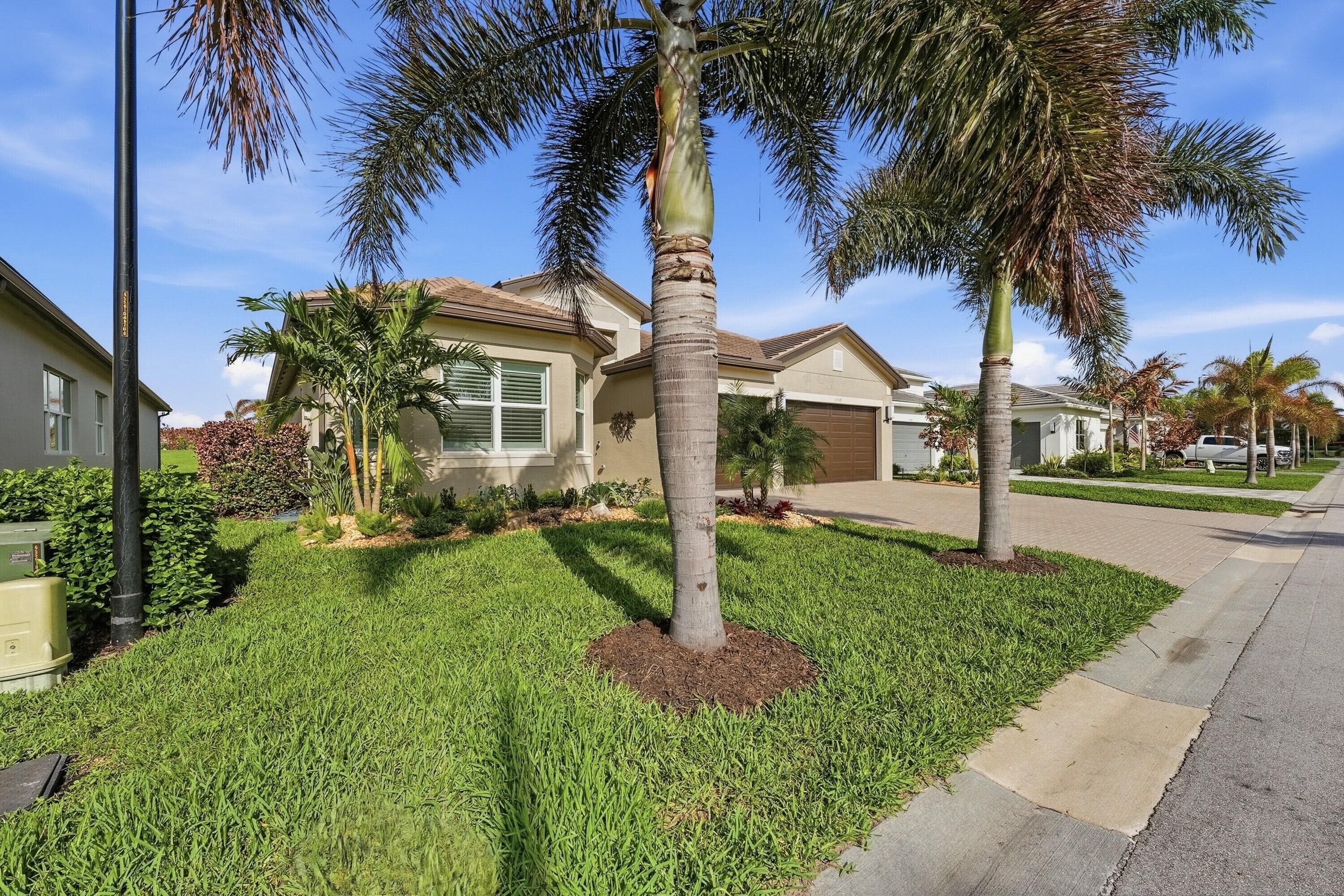 11968 SW Whitewater Falls Court, Port St. Lucie, FL 34987 — photo 3 of 44