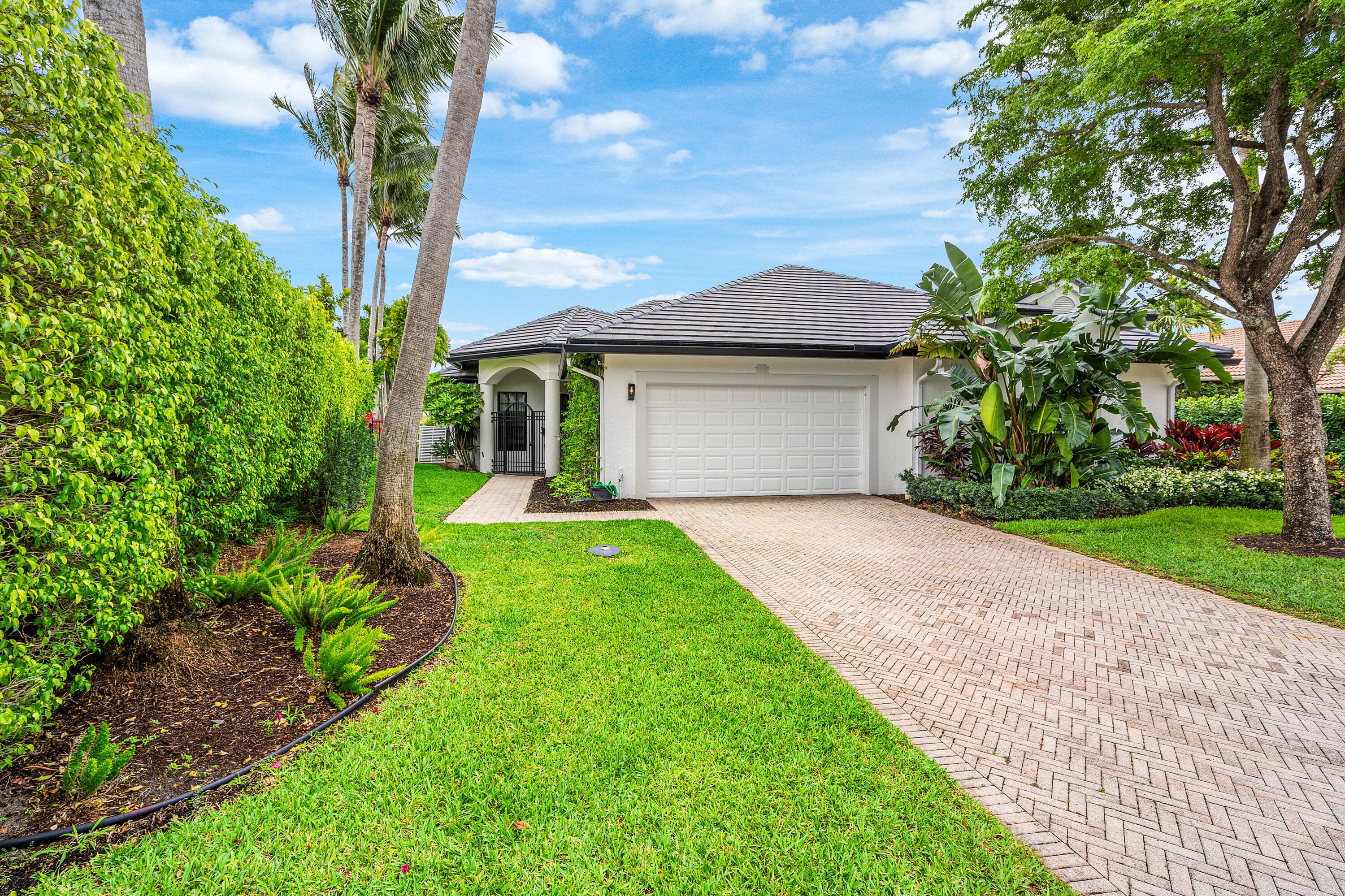 2800 Twin Oaks Way, Wellington, FL 33414 — photo 5 of 70