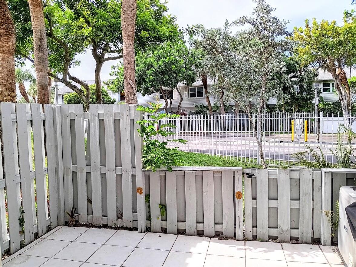 1827 NE 15th Avenue NE 1827, Fort Lauderdale, FL 33305 — photo 15 of 15