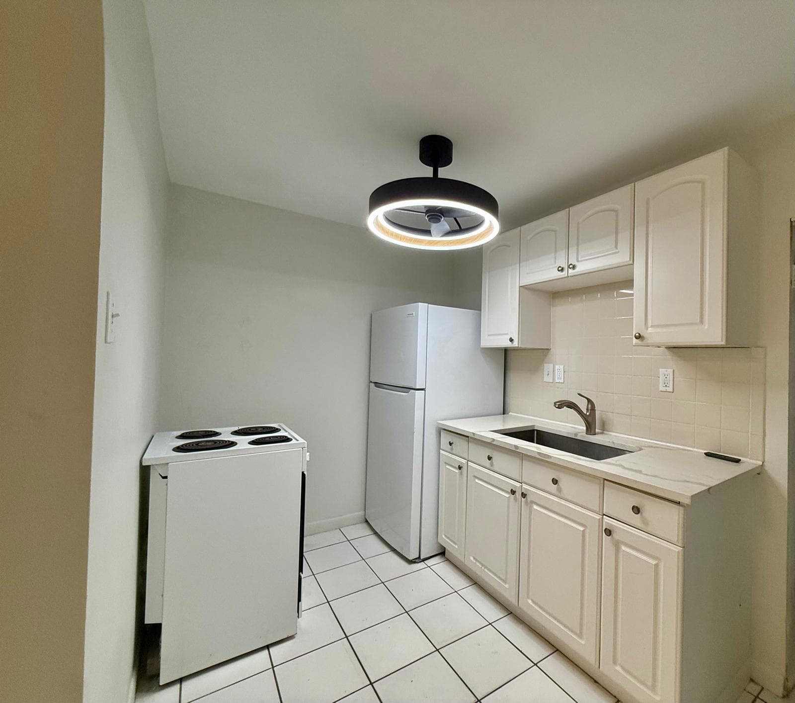 1215 NE 17th Avenue Unit 5, Fort Lauderdale, FL 33304 — photo 2 of 11