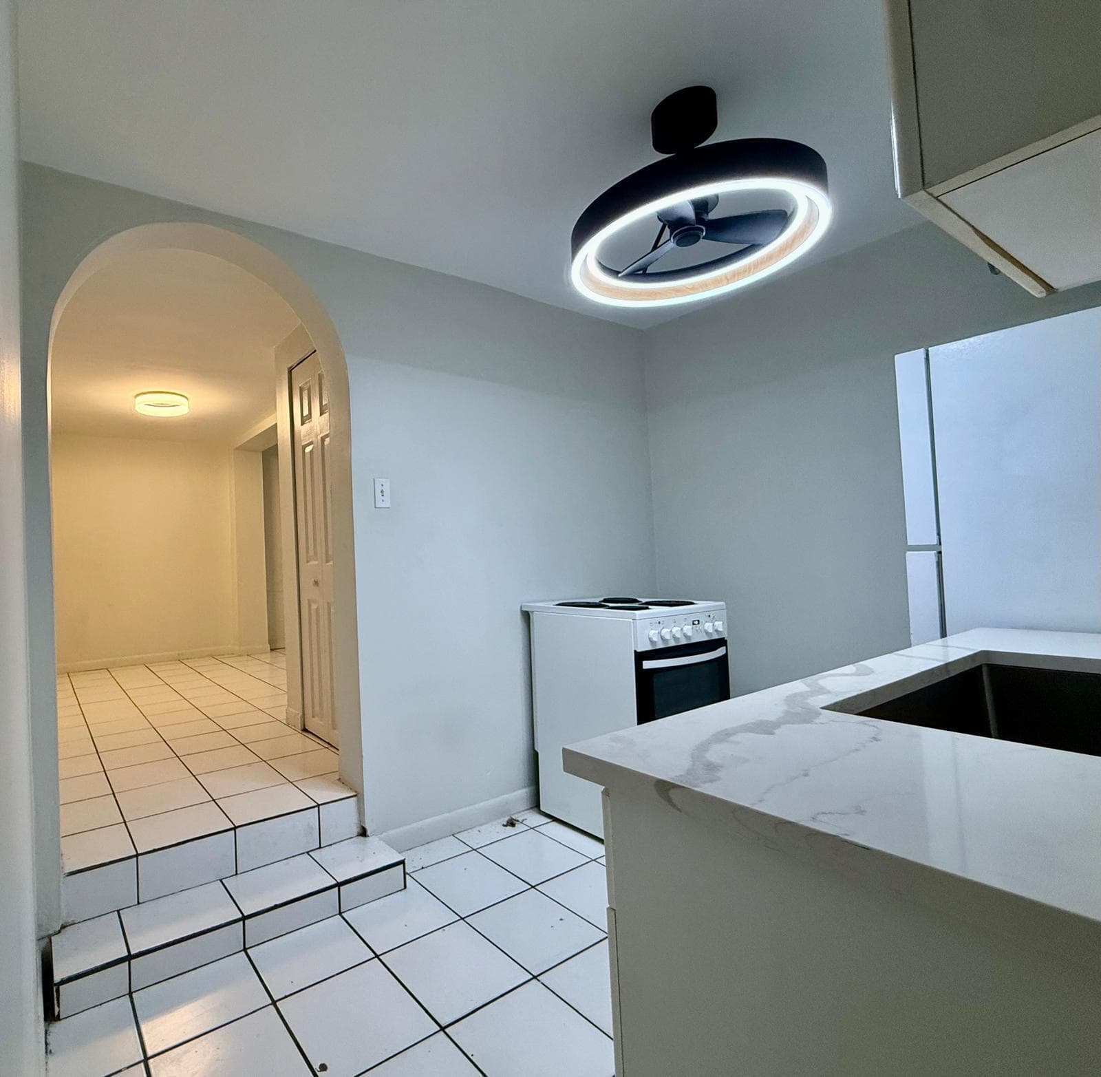 1215 NE 17th Avenue Unit 5, Fort Lauderdale, FL 33304 — photo 3 of 11