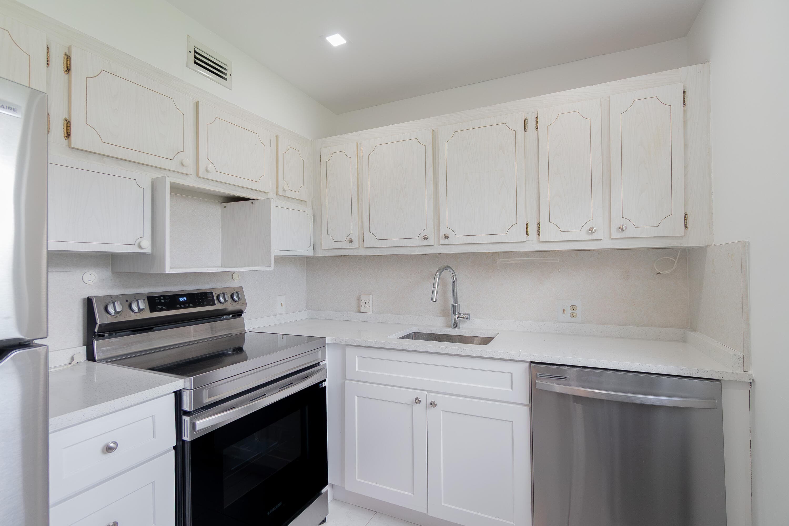 351 Mansfield Drive 351, Boca Raton, FL 33434 — photo 11 of 13