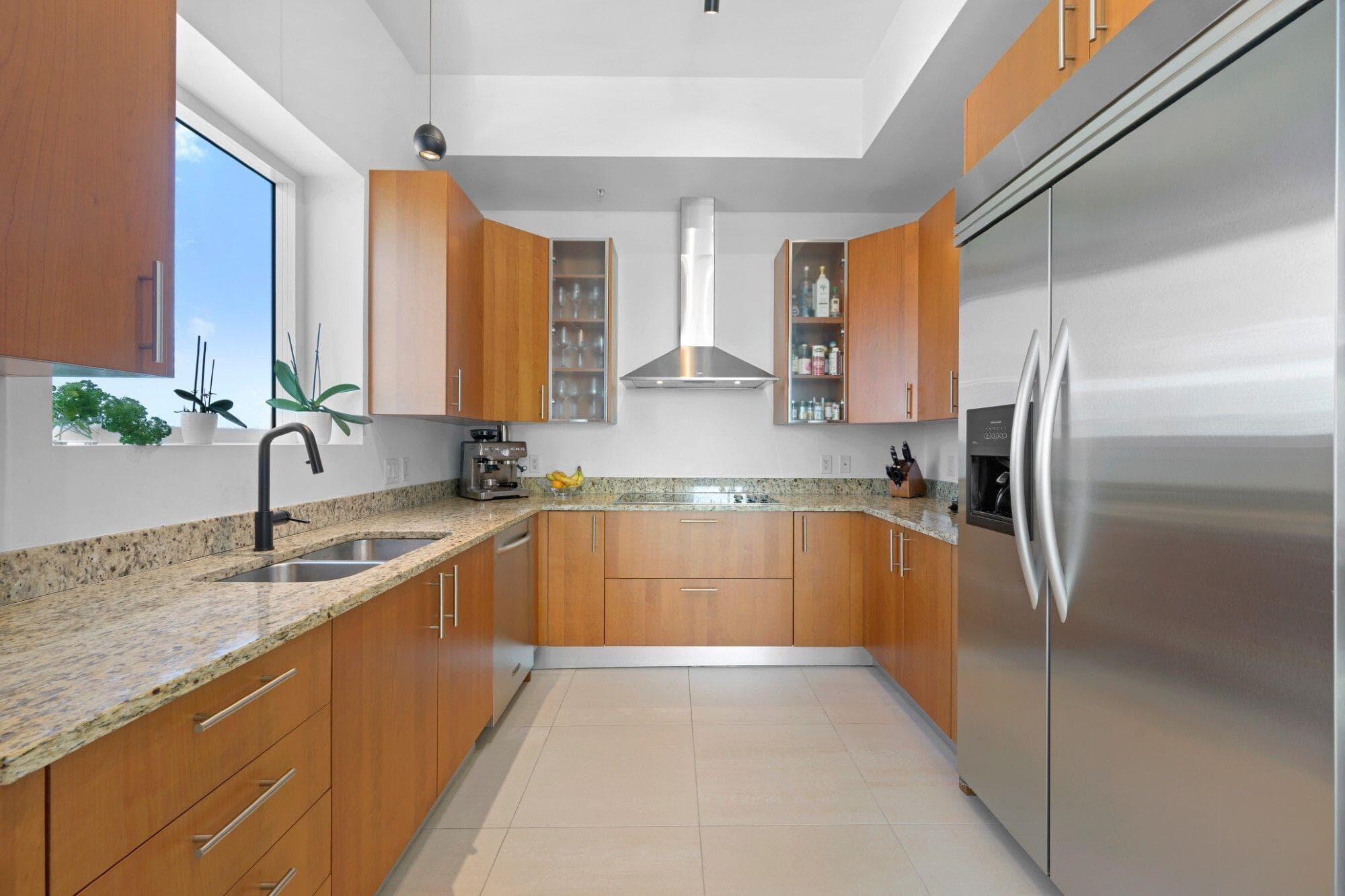 1945 S Ocean Drive Ph 2808, Hallandale Beach, FL 33009 — photo 5 of 37