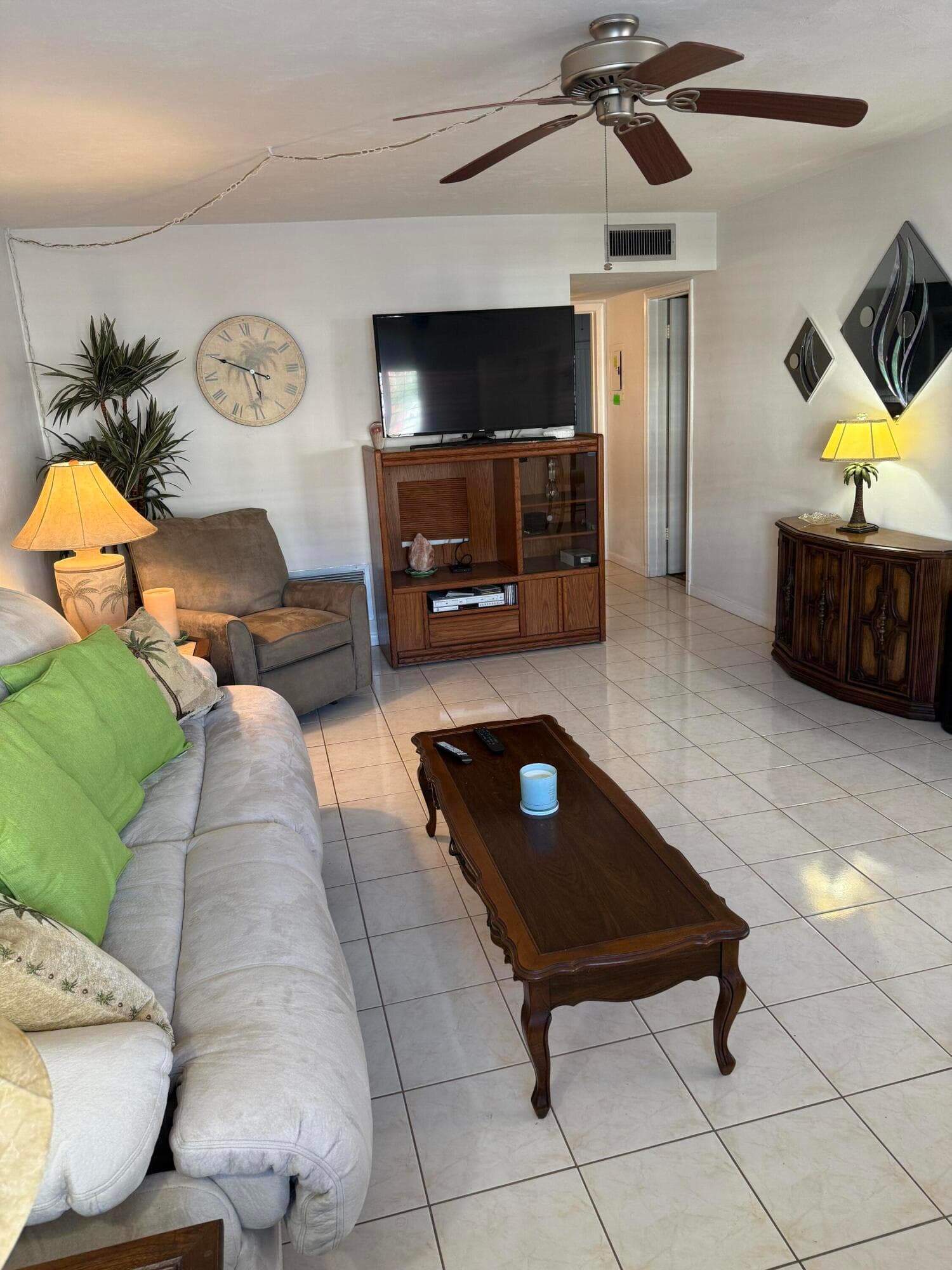 3160 Lake Osborne Drive 112, Lake Worth Beach, FL 33461 — photo 7 of 29