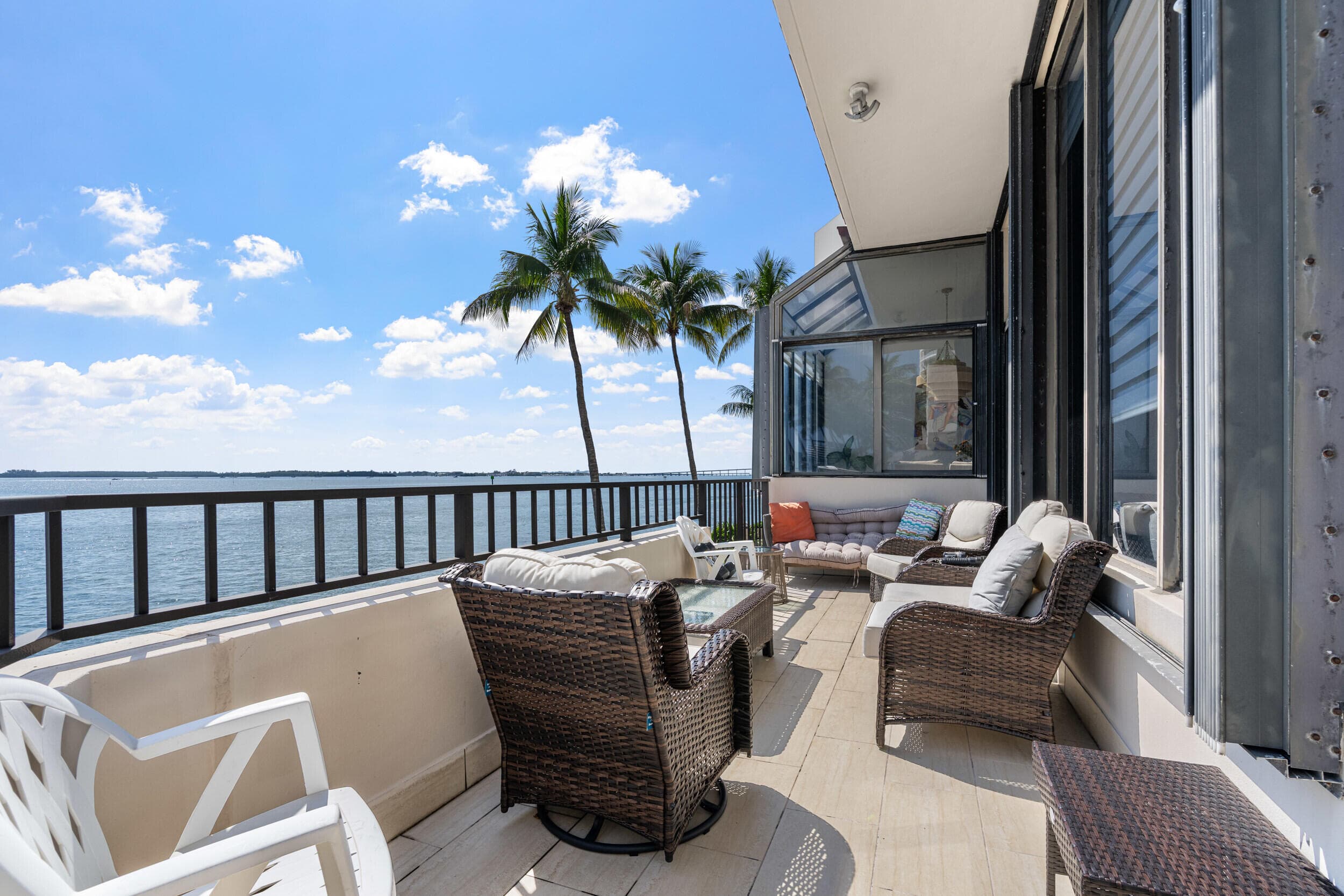 520 Brickell Key Drive A200, Miami, FL 33131 — photo 8 of 46
