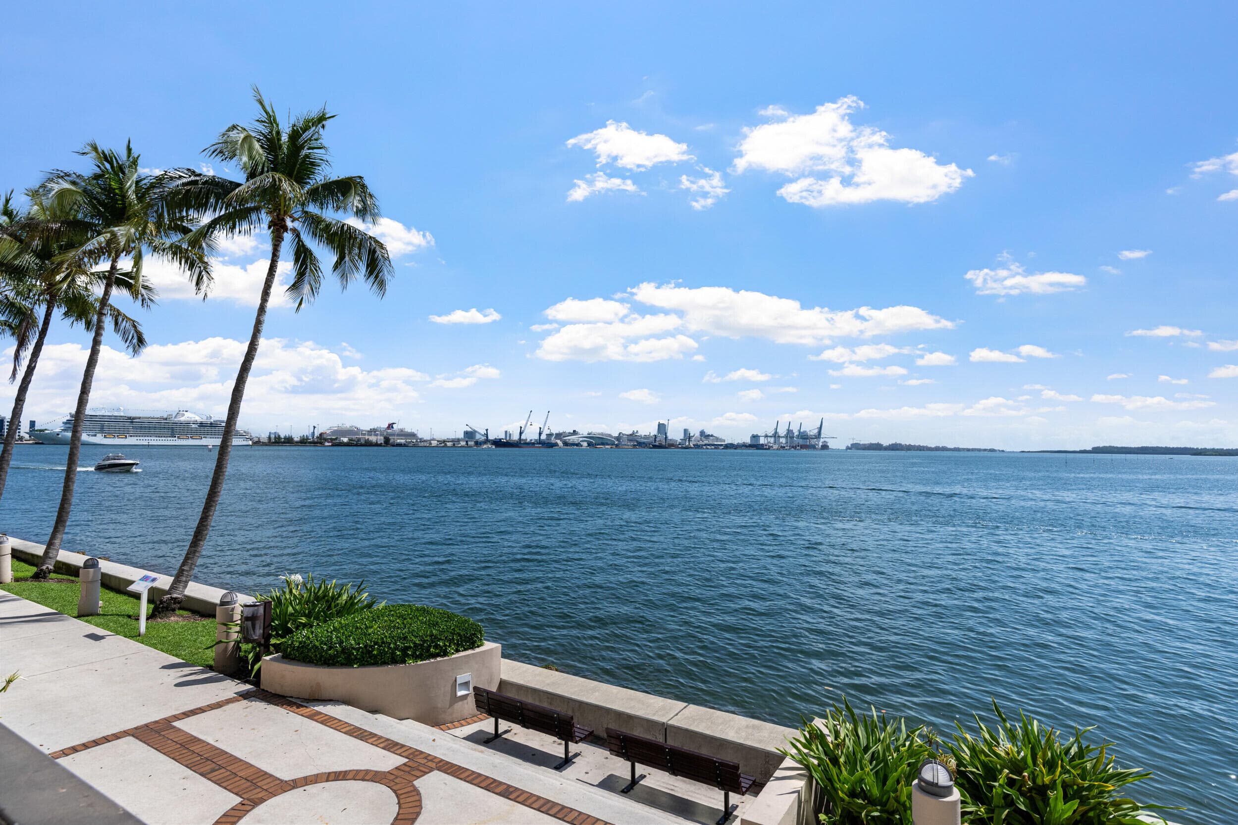 520 Brickell Key Drive A200, Miami, FL 33131 — photo 12 of 46